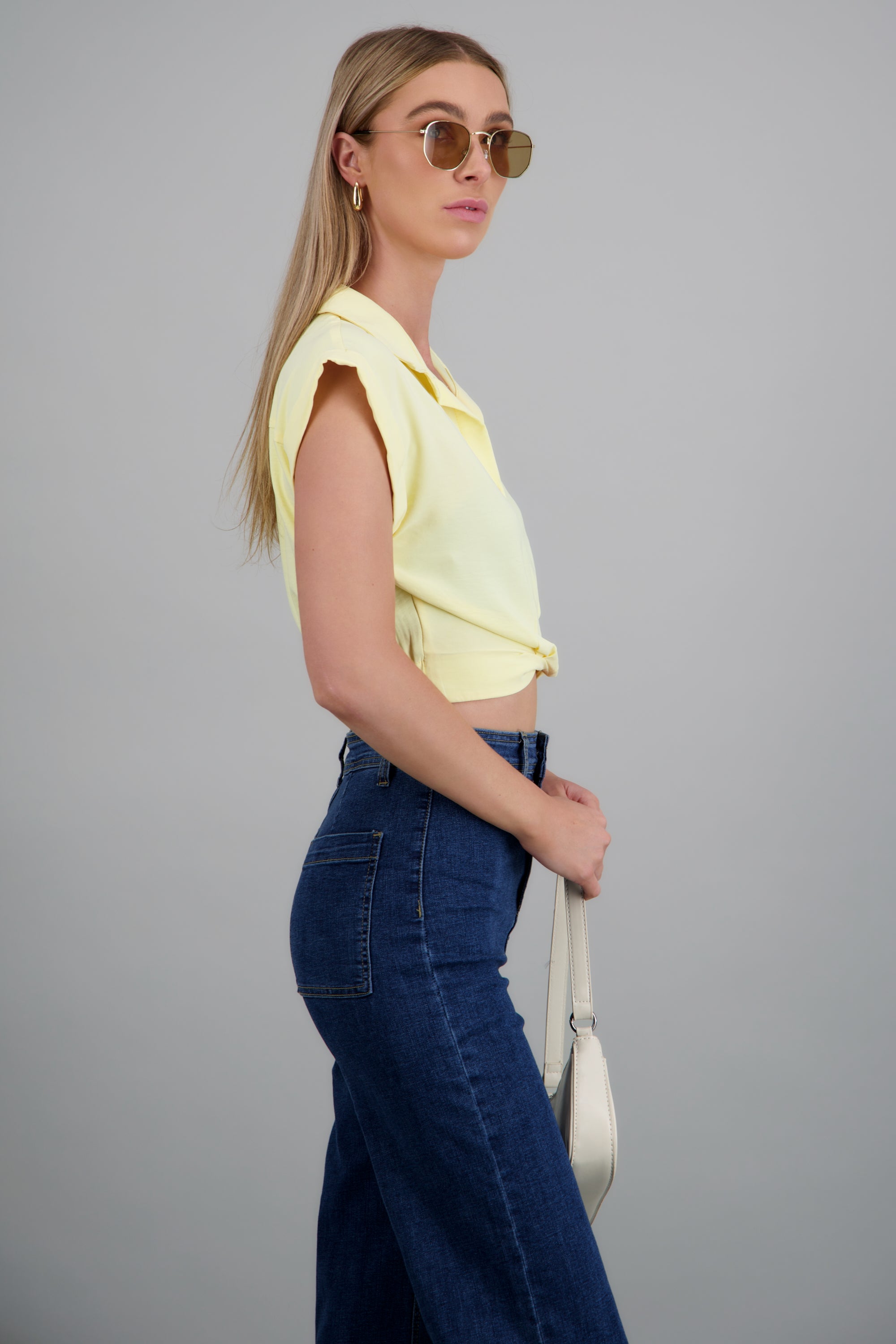 camisa crop manga corta AMARILLO