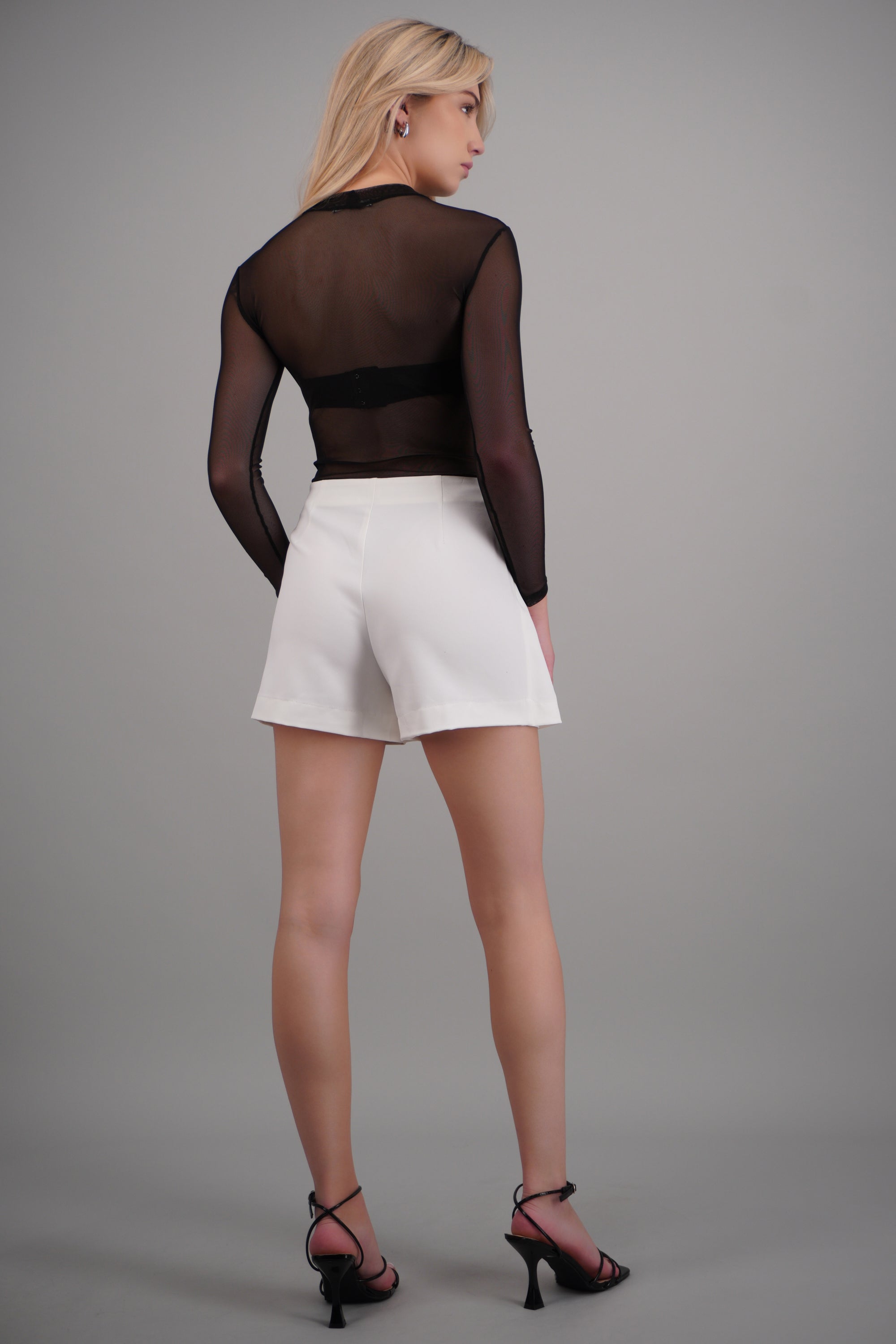Falda short liso con hebilla BLANCO