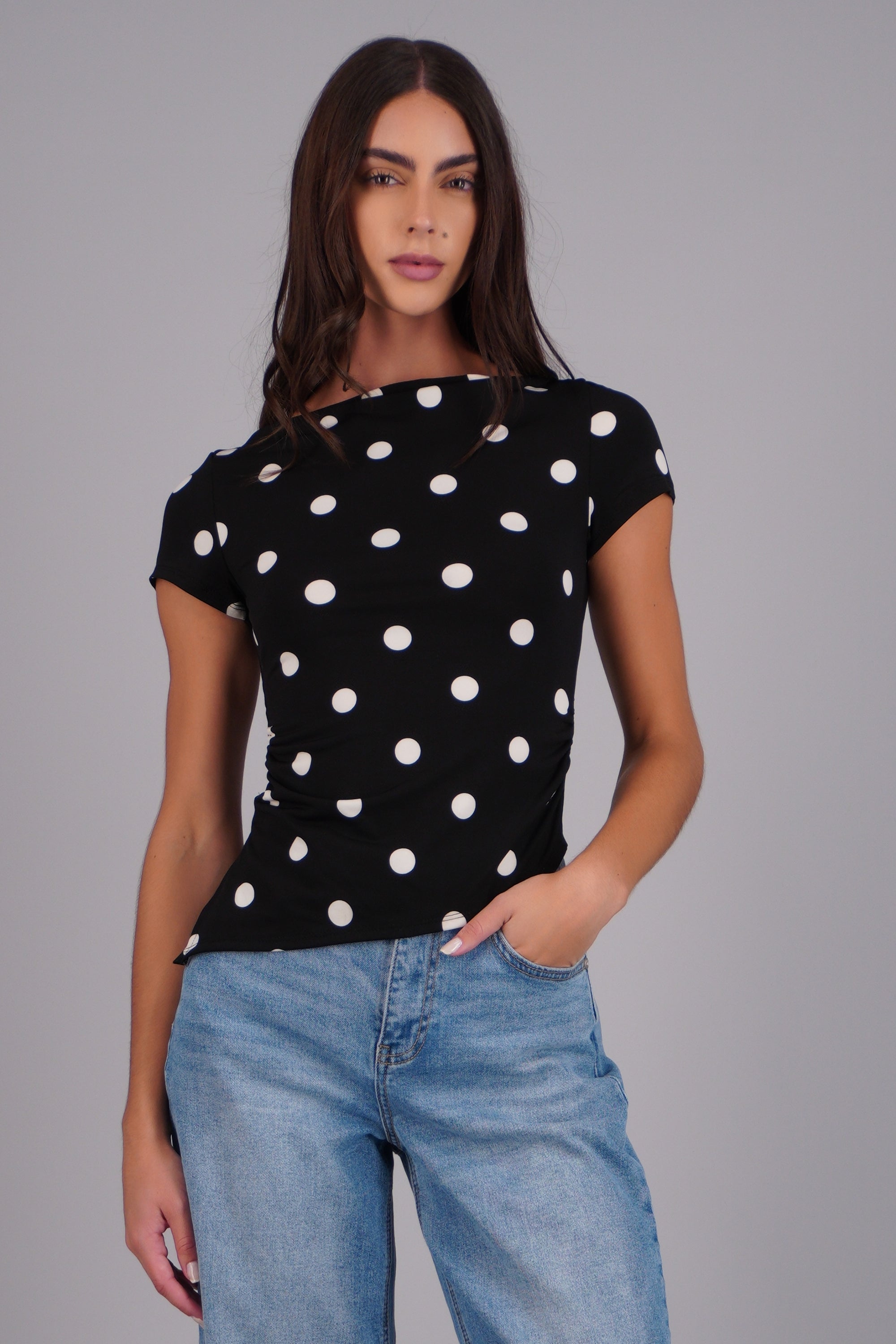 Top manga corta polkas NEGRO COMBO