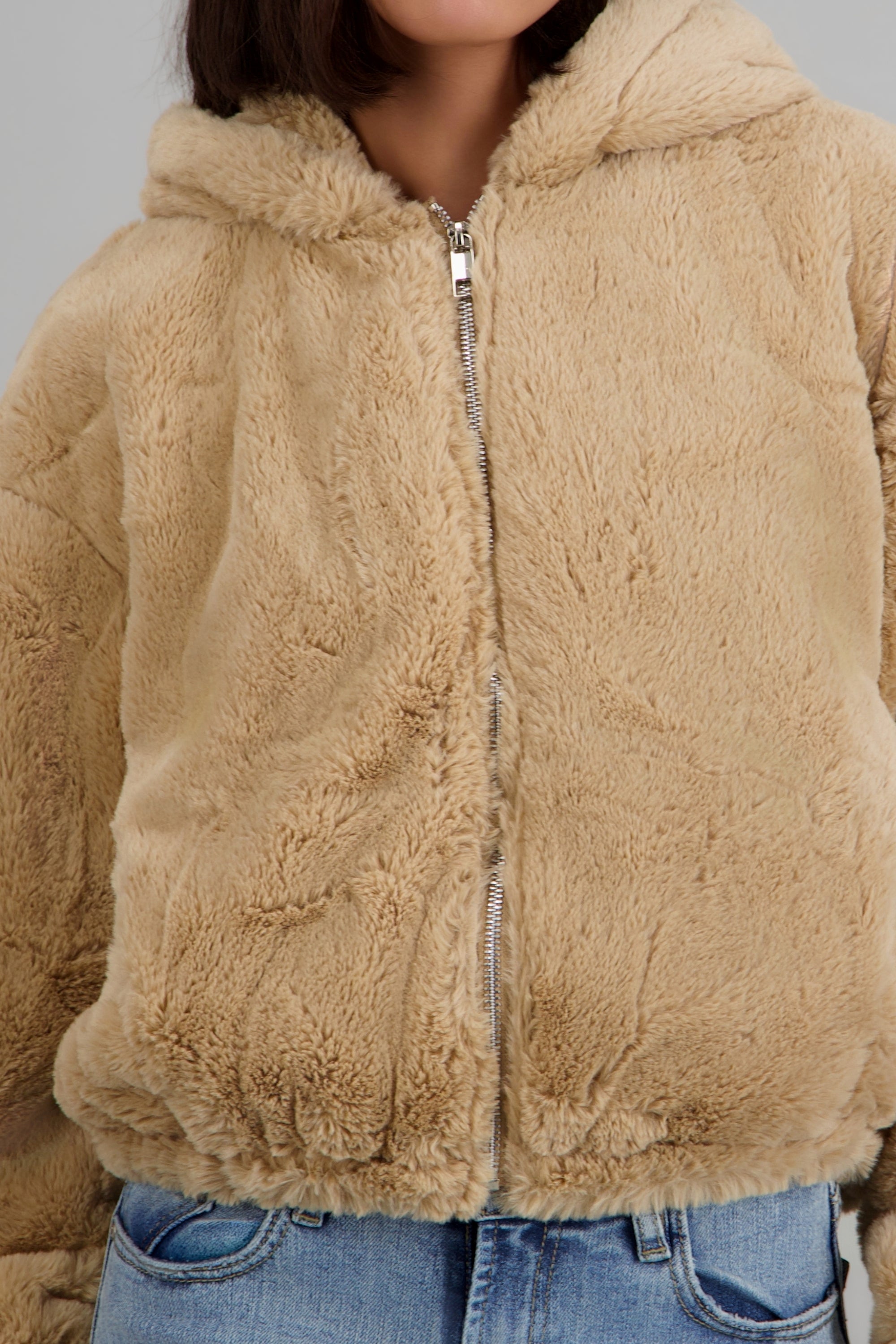 Chamarra puffer textura peluche BEIGE