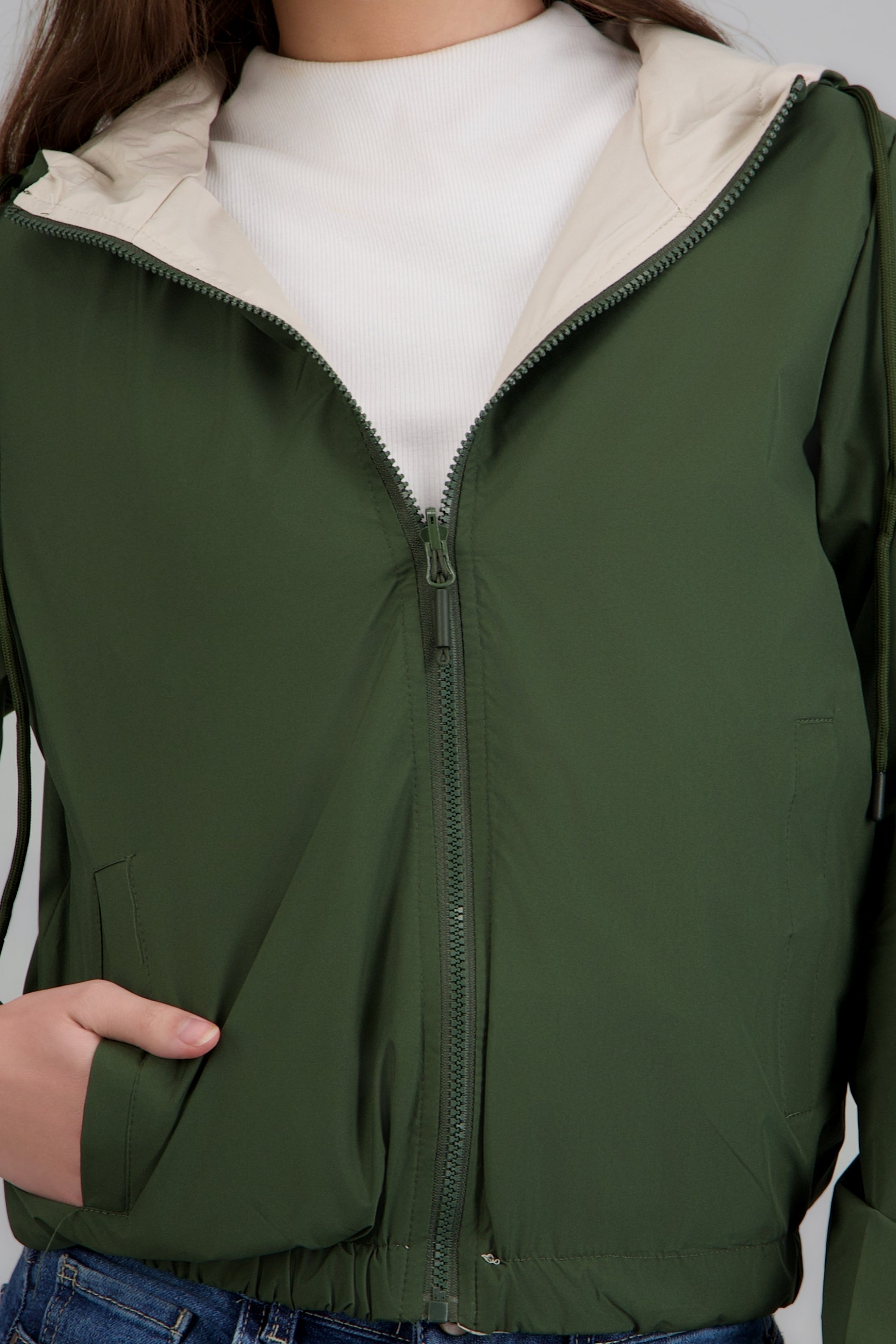 Chamarra ligera con gorro VERDE COMBO