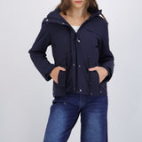 Gabardina con chamarra ligera desmontable