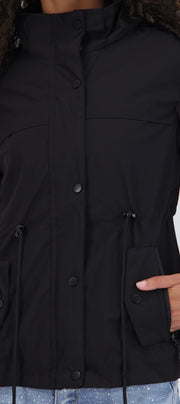 Gabardina con chamarra ligera desmontable