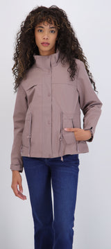 Gabardina con chamarra ligera desmontable