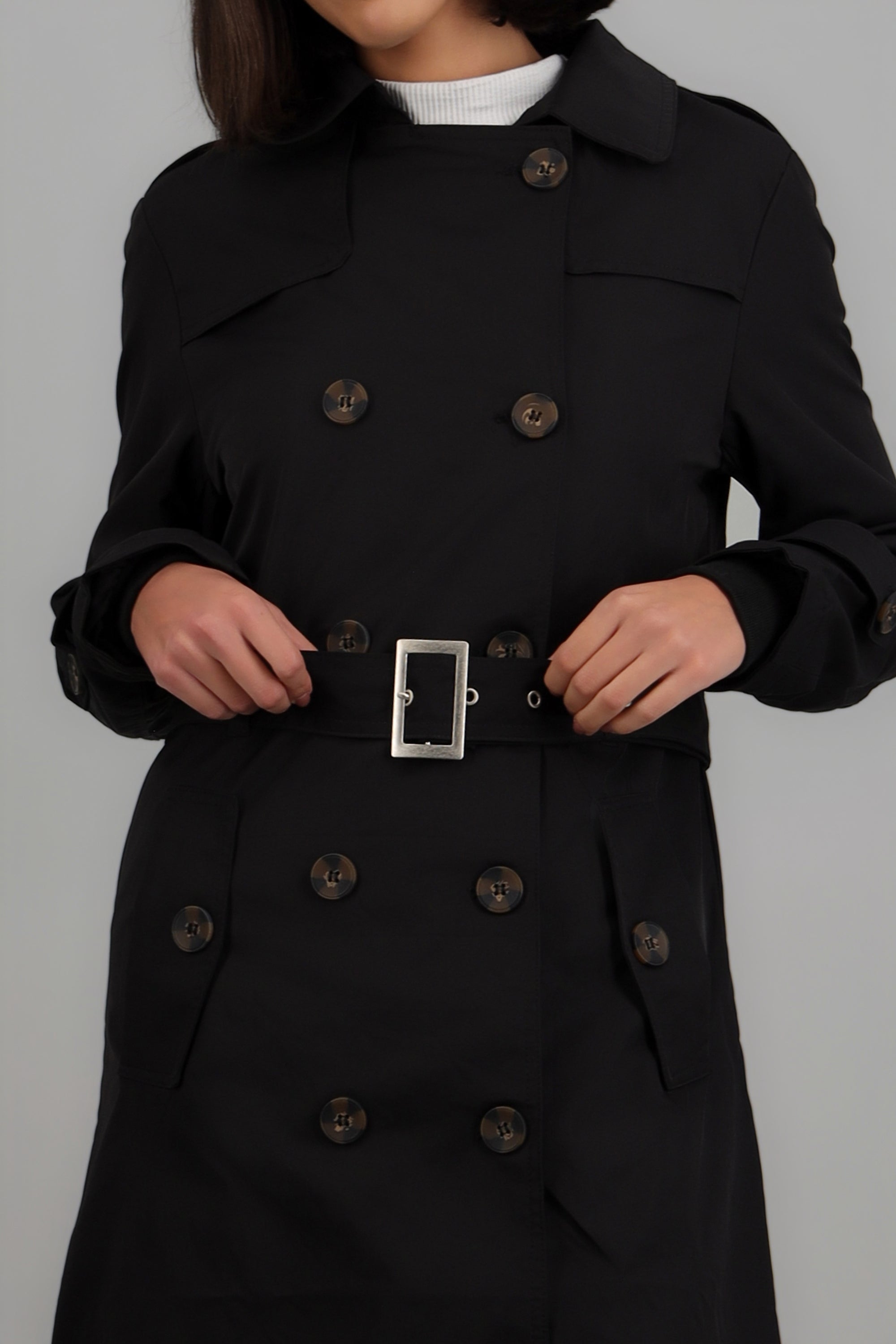 Gabardina larga detalle cinturon NEGRO