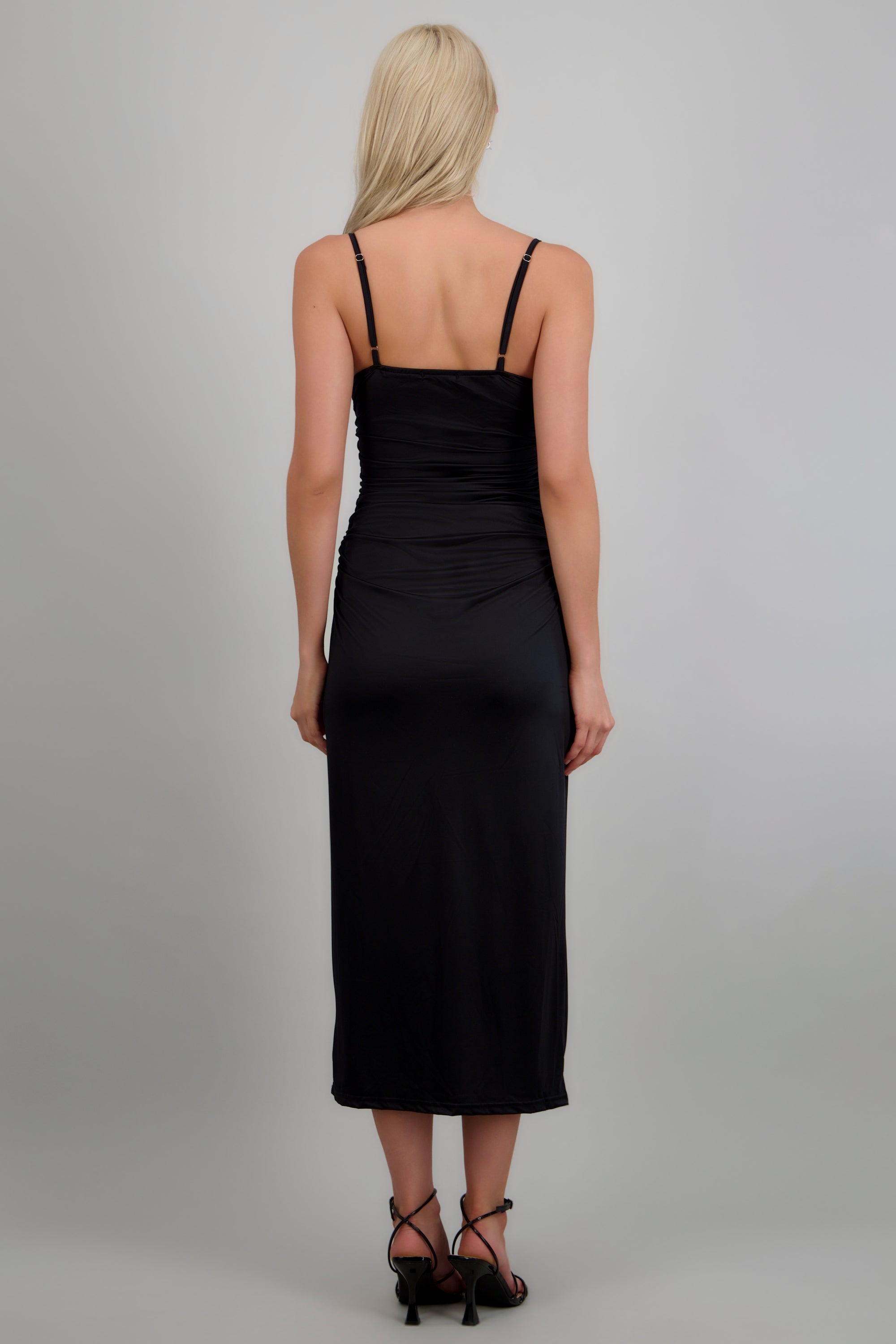 Vestido maxi drapeado con copas NEGRO