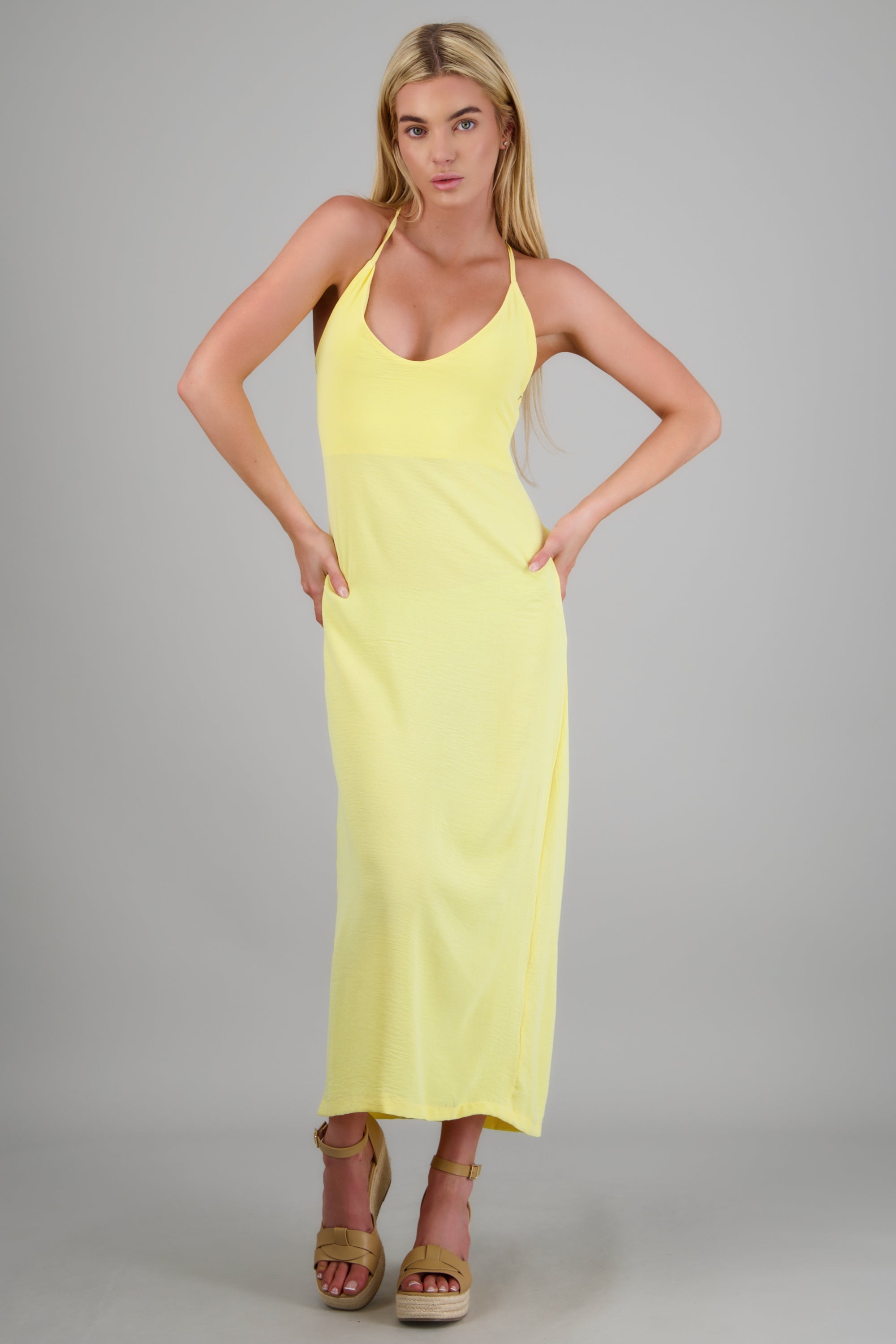 Vestido lace up maxi AMARILLO PASTEL
