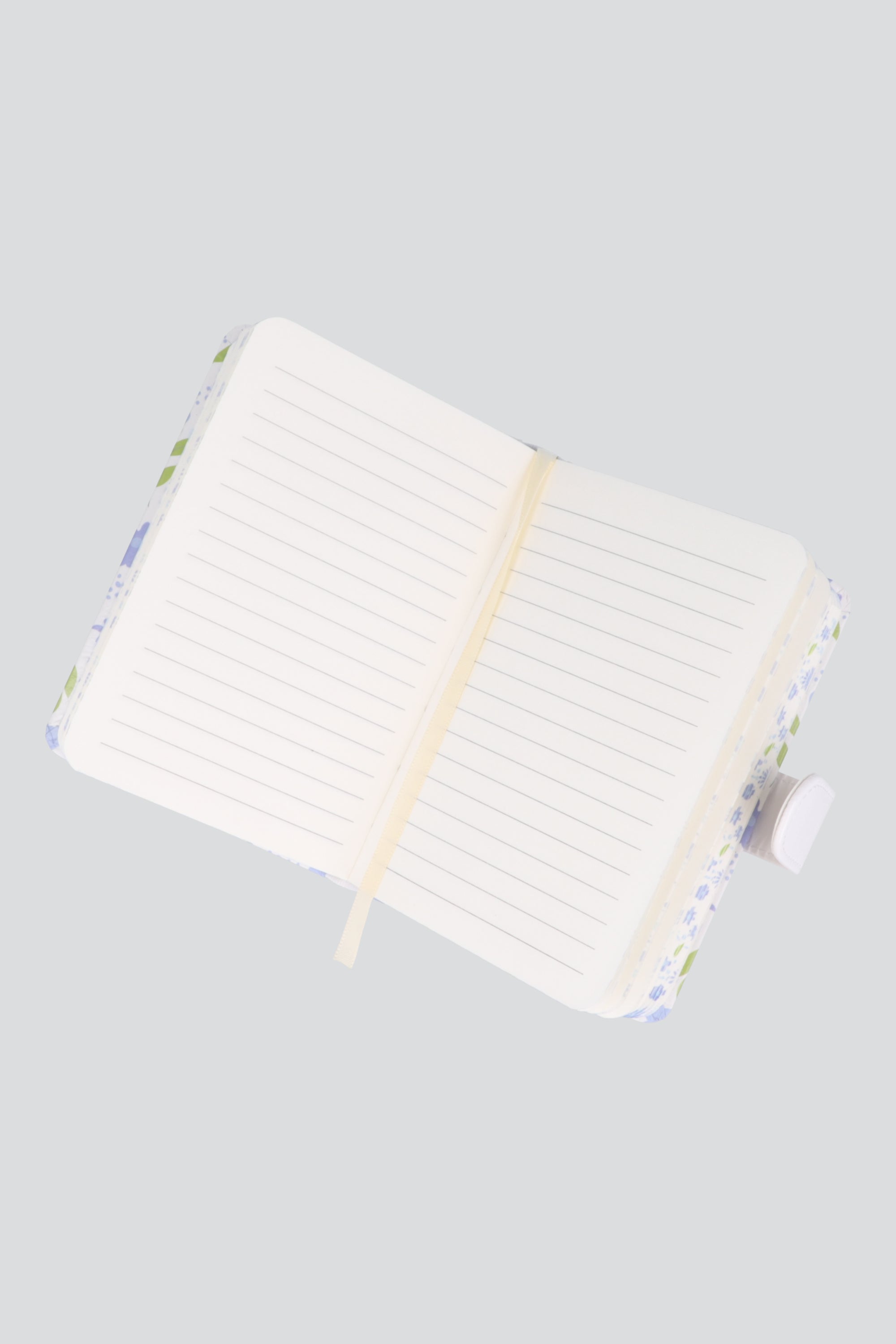 Libreta 144 hojas rayas floral