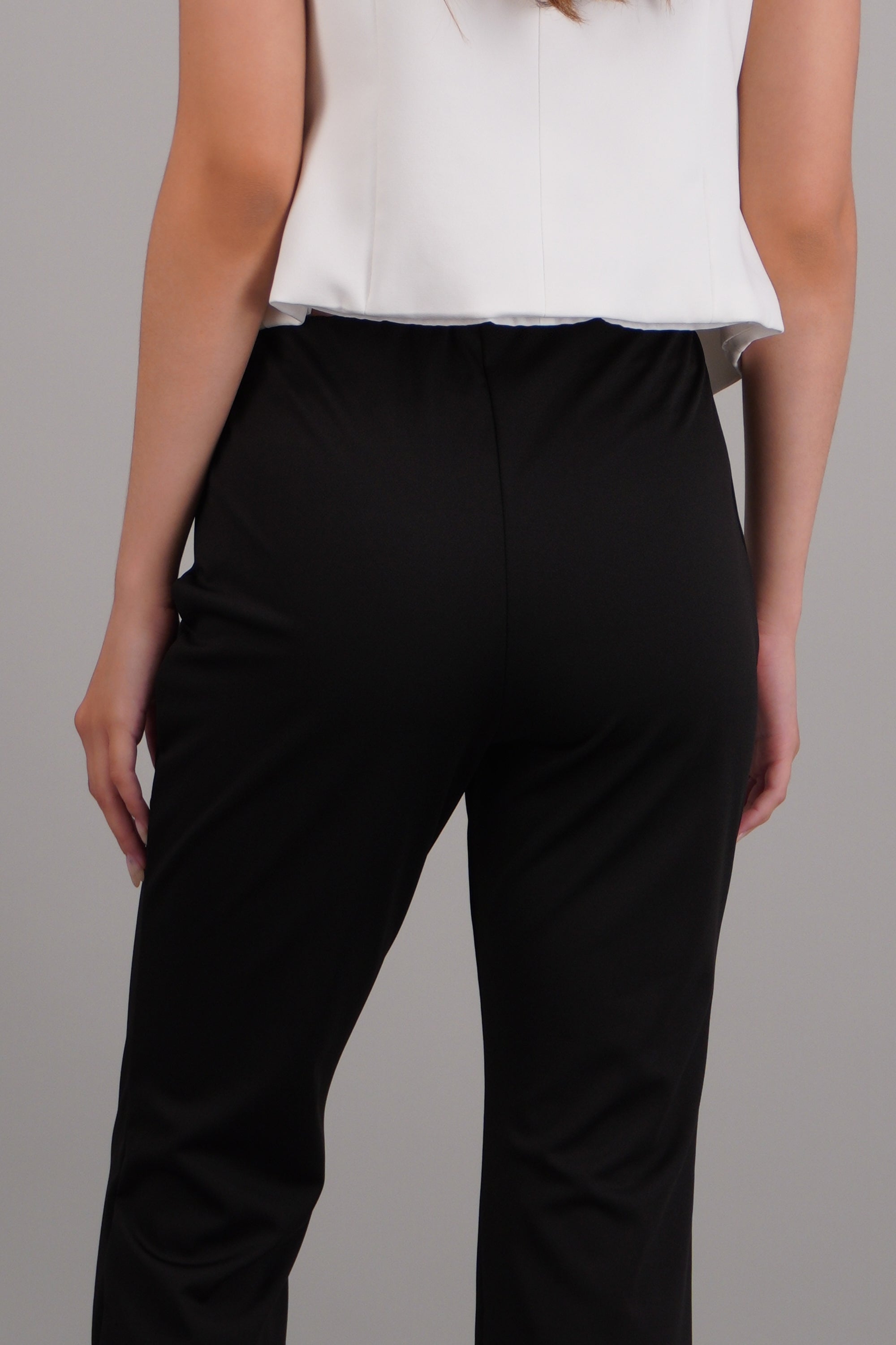 Pantalones slim flare NEGRO