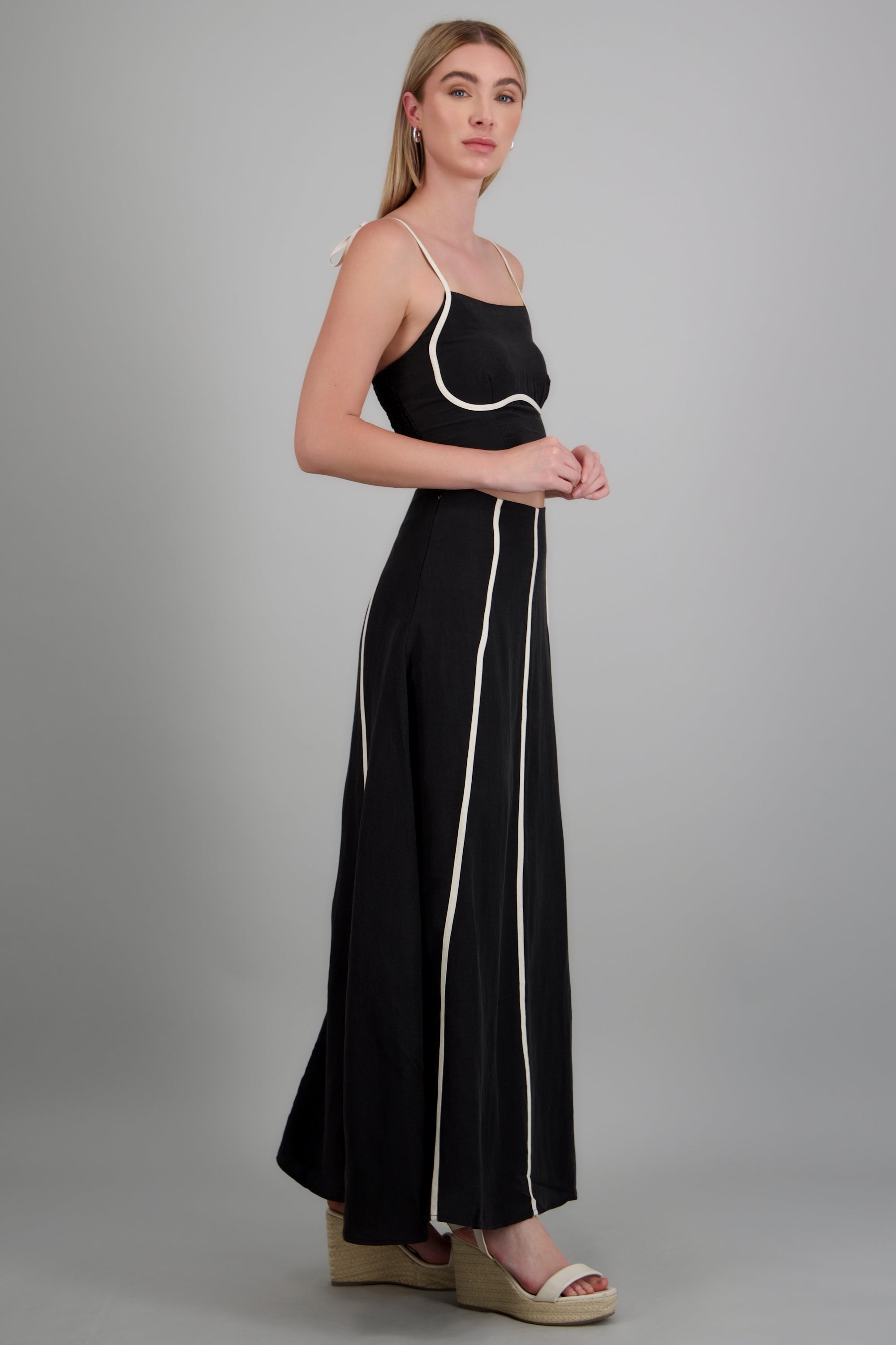 Falda maxi detalle contraste NEGRO