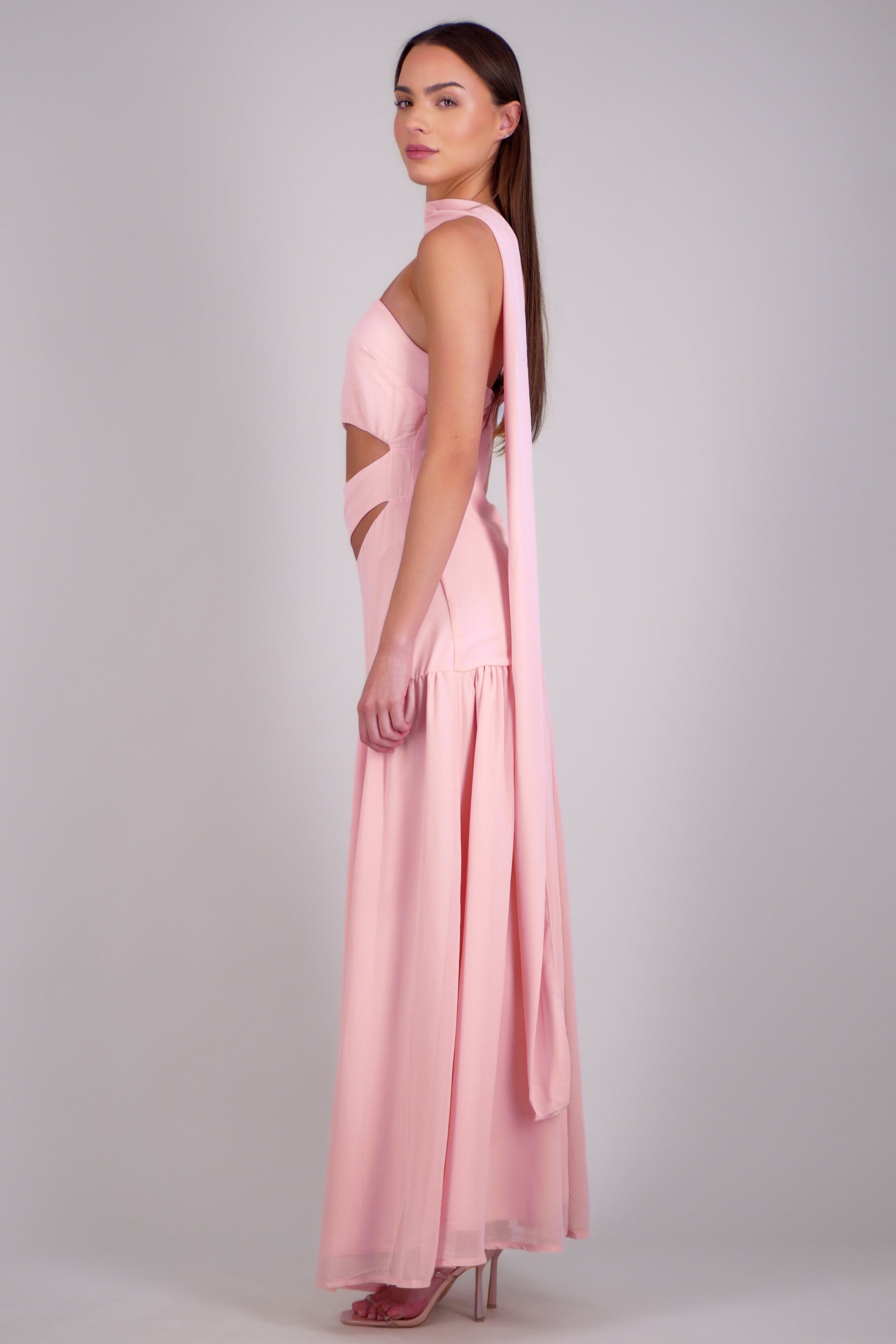 Vestido midi strapples detalle cut out ROSA PASTEL