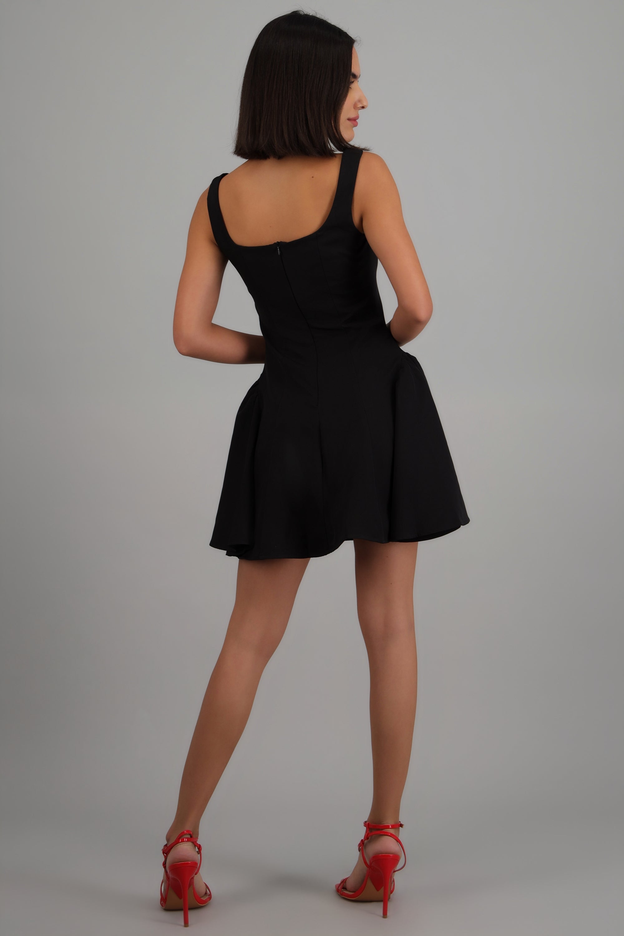 Vestido mini corte ampón NEGRO