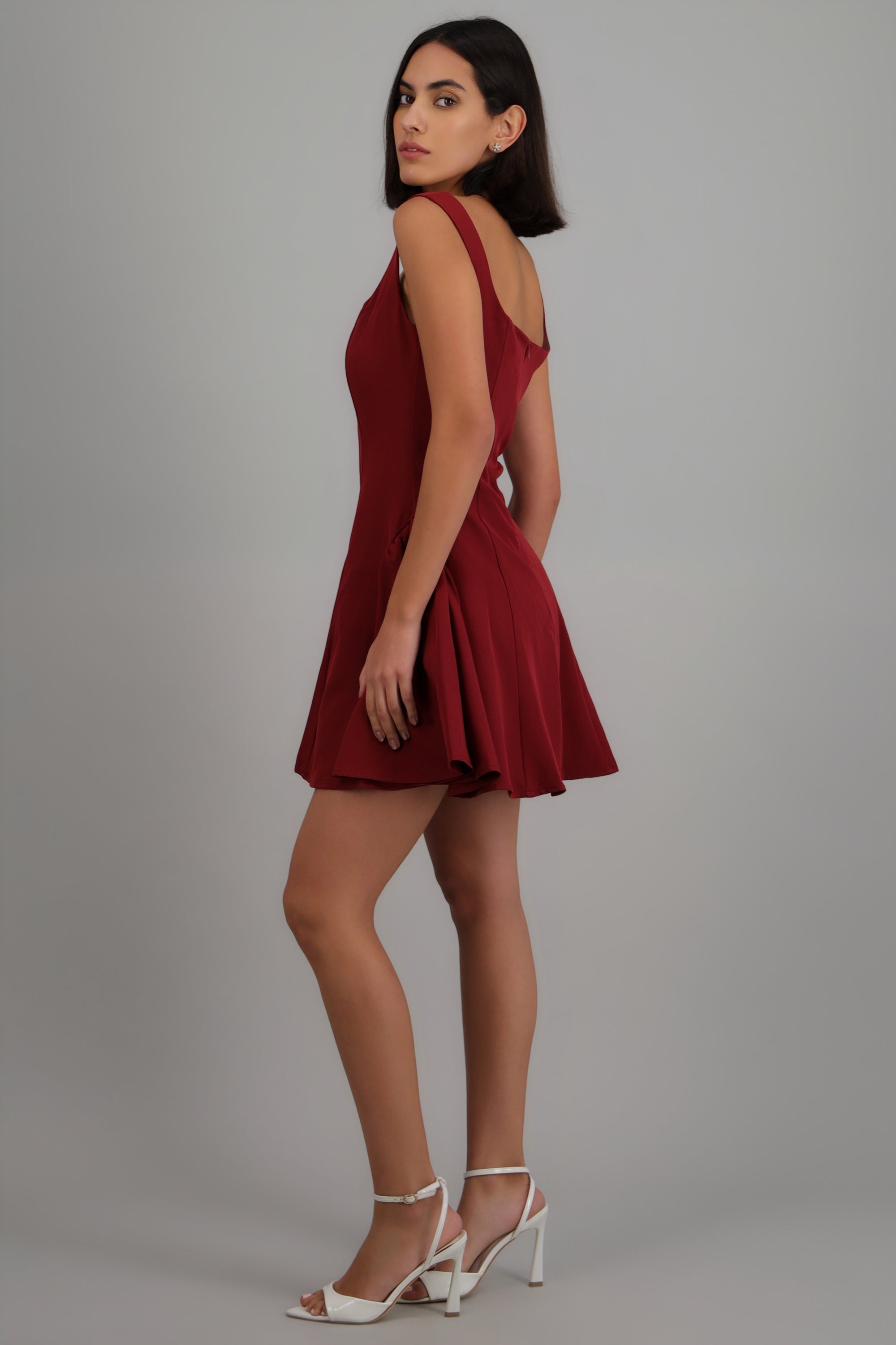 Vestido mini corte ampón VINO