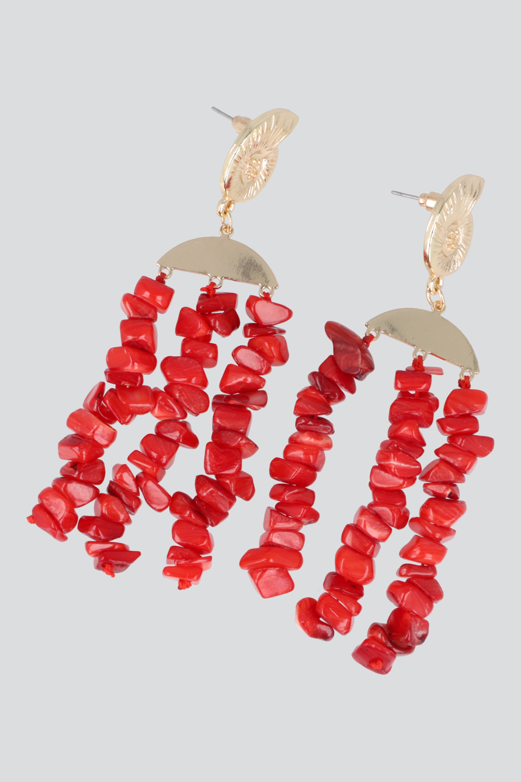 ARETES CONCHA TIRAS CORAL ORO