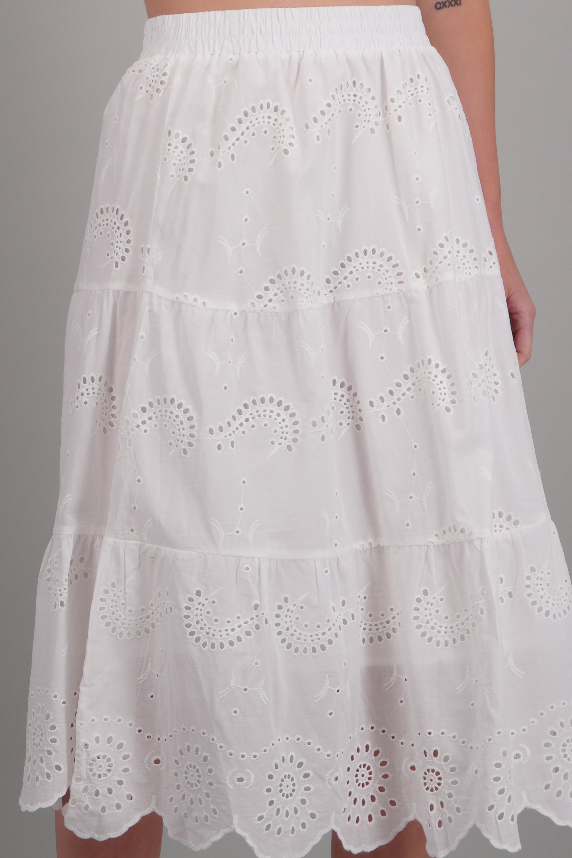Falda maxi eyelet BLANCO