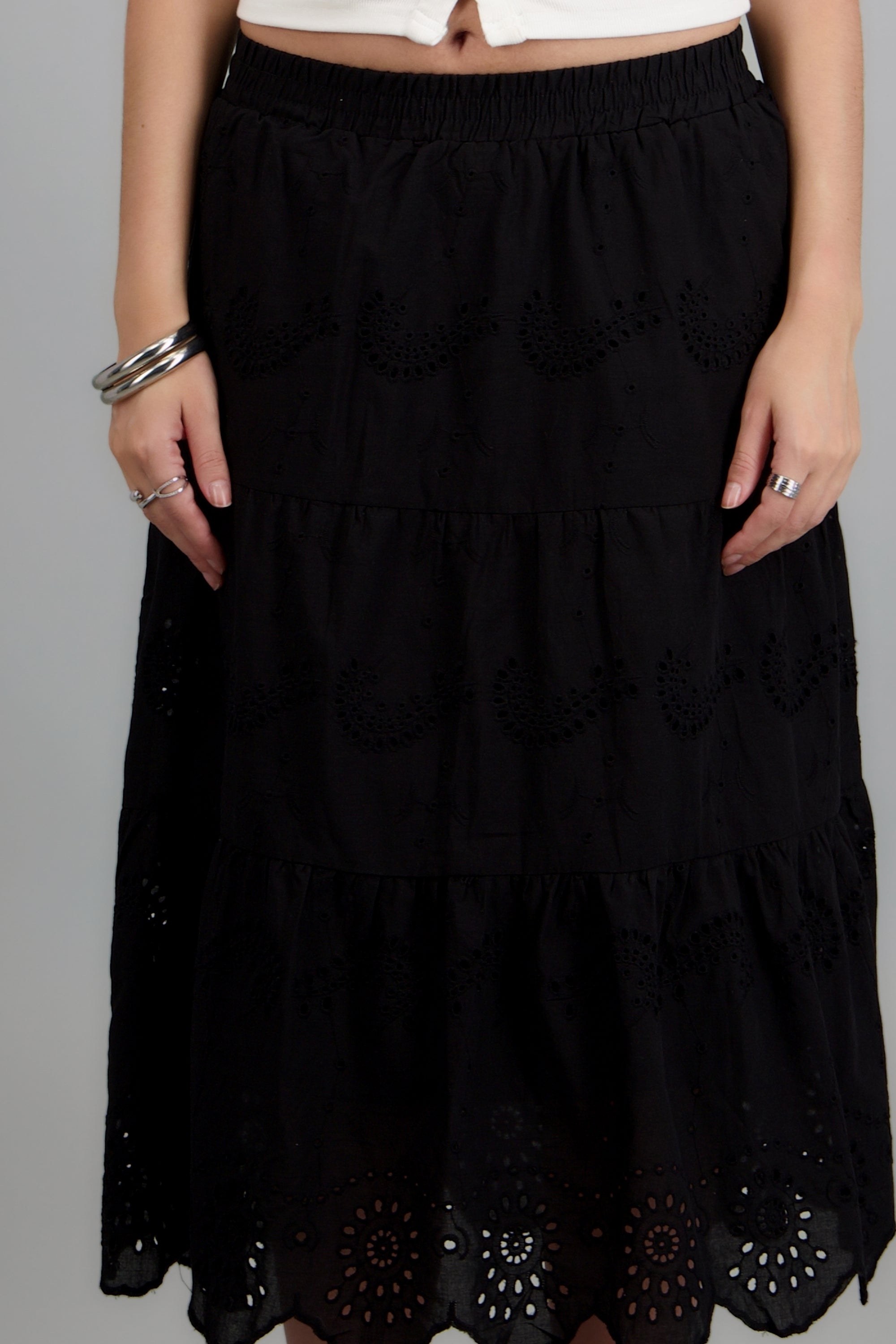 Falda maxi eyelet NEGRO