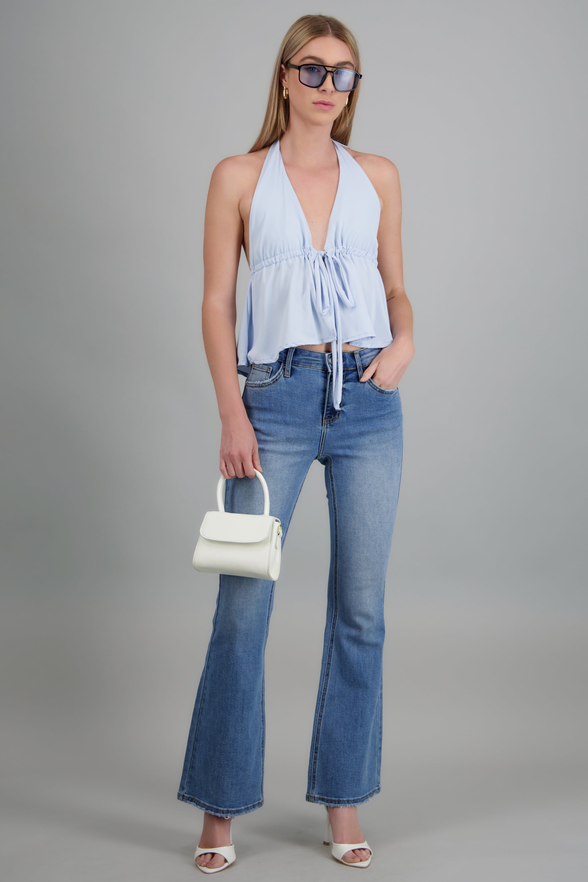 Top sin mangas detalle amarre en cintura AZUL PASTEL