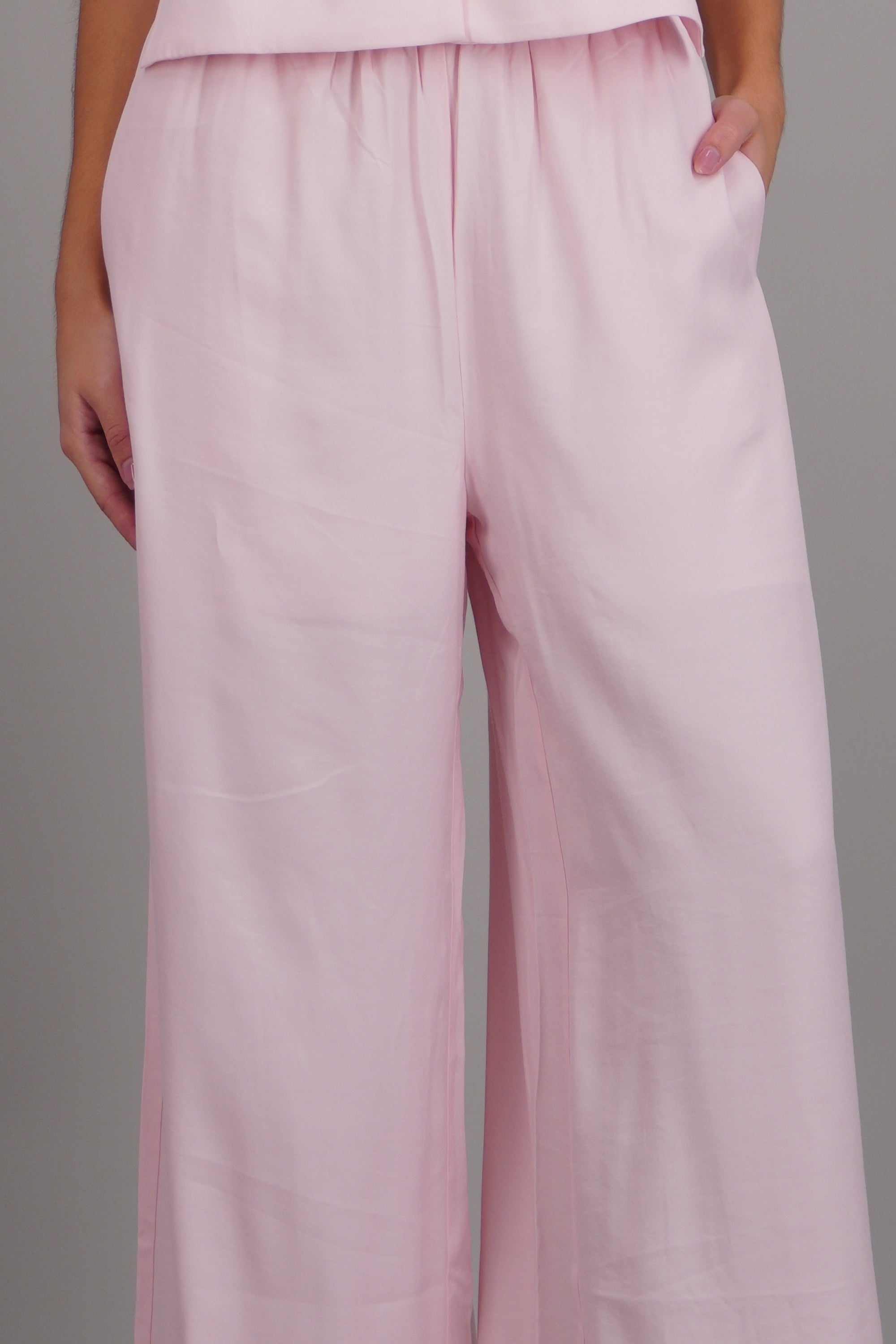 Pantalon amplio detalle resorte ROSA PASTEL