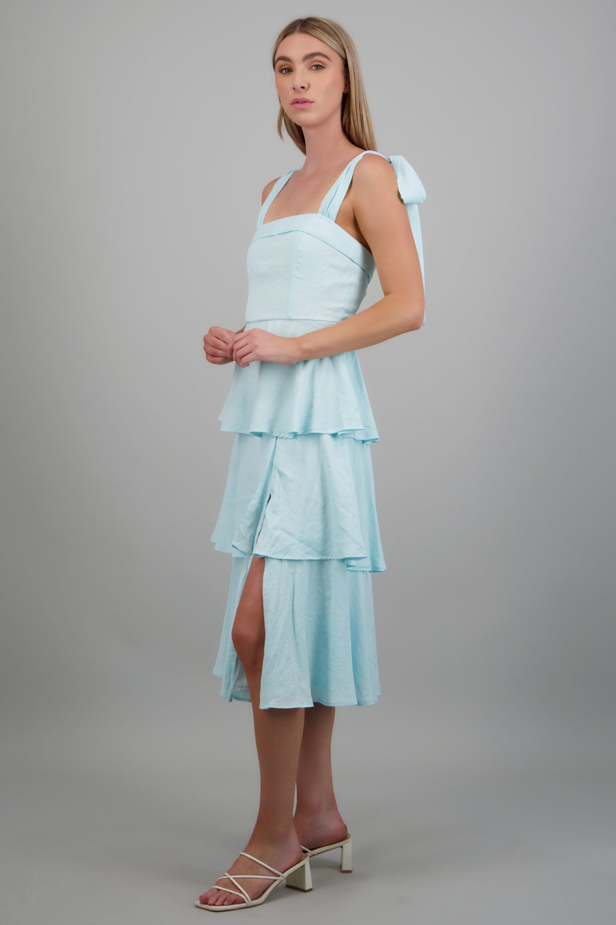Vestido midi capas olanes AZUL