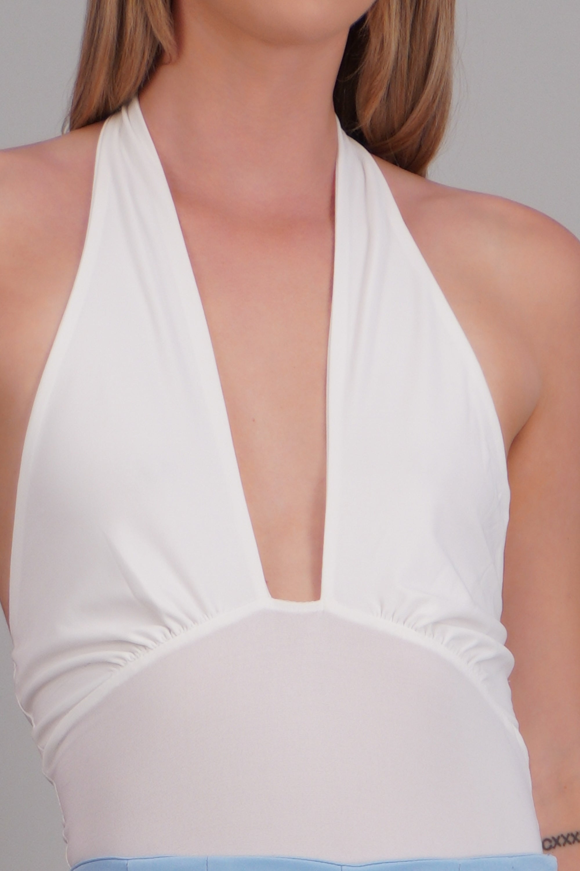 Bodysuit halter escote profundo BLANCO