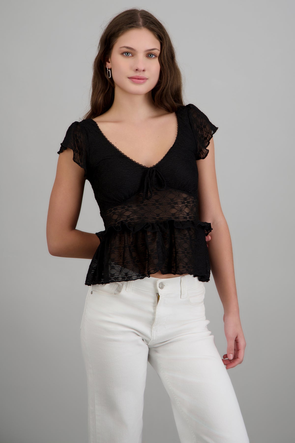 Blusa encaje forrado copas NEGRO