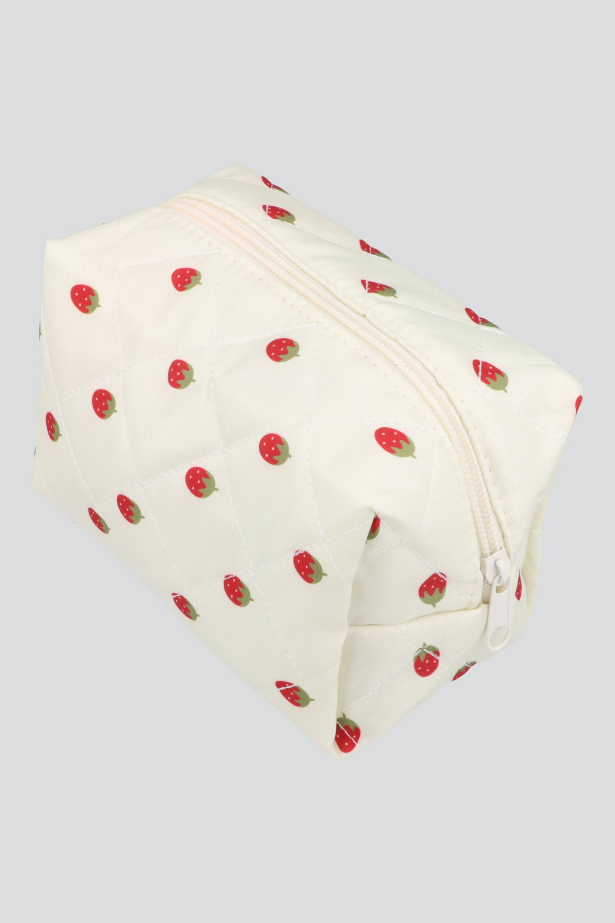 Cosmetiquera capitonada fresas
