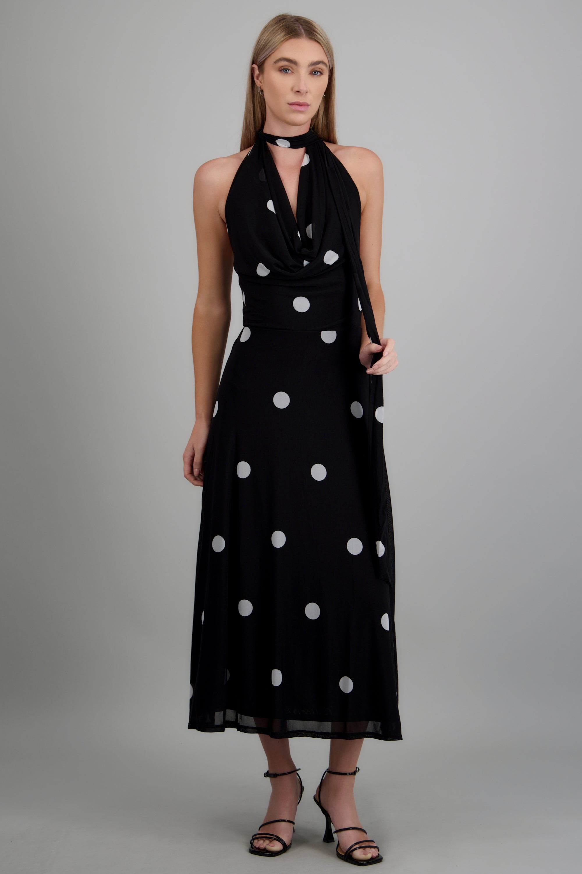 Vestido maxi mesh polka cuello halter NEGRO COMBO