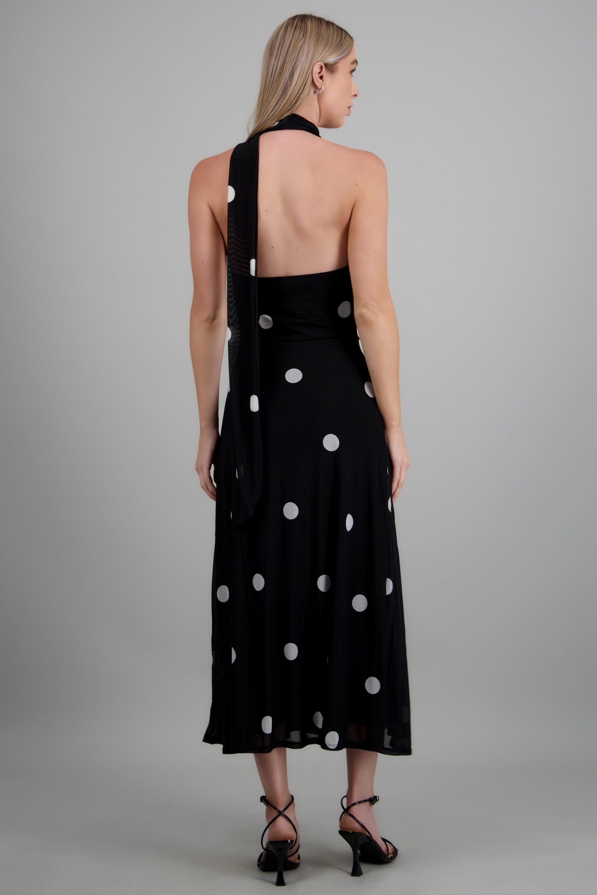 Vestido maxi mesh polka cuello halter NEGRO COMBO