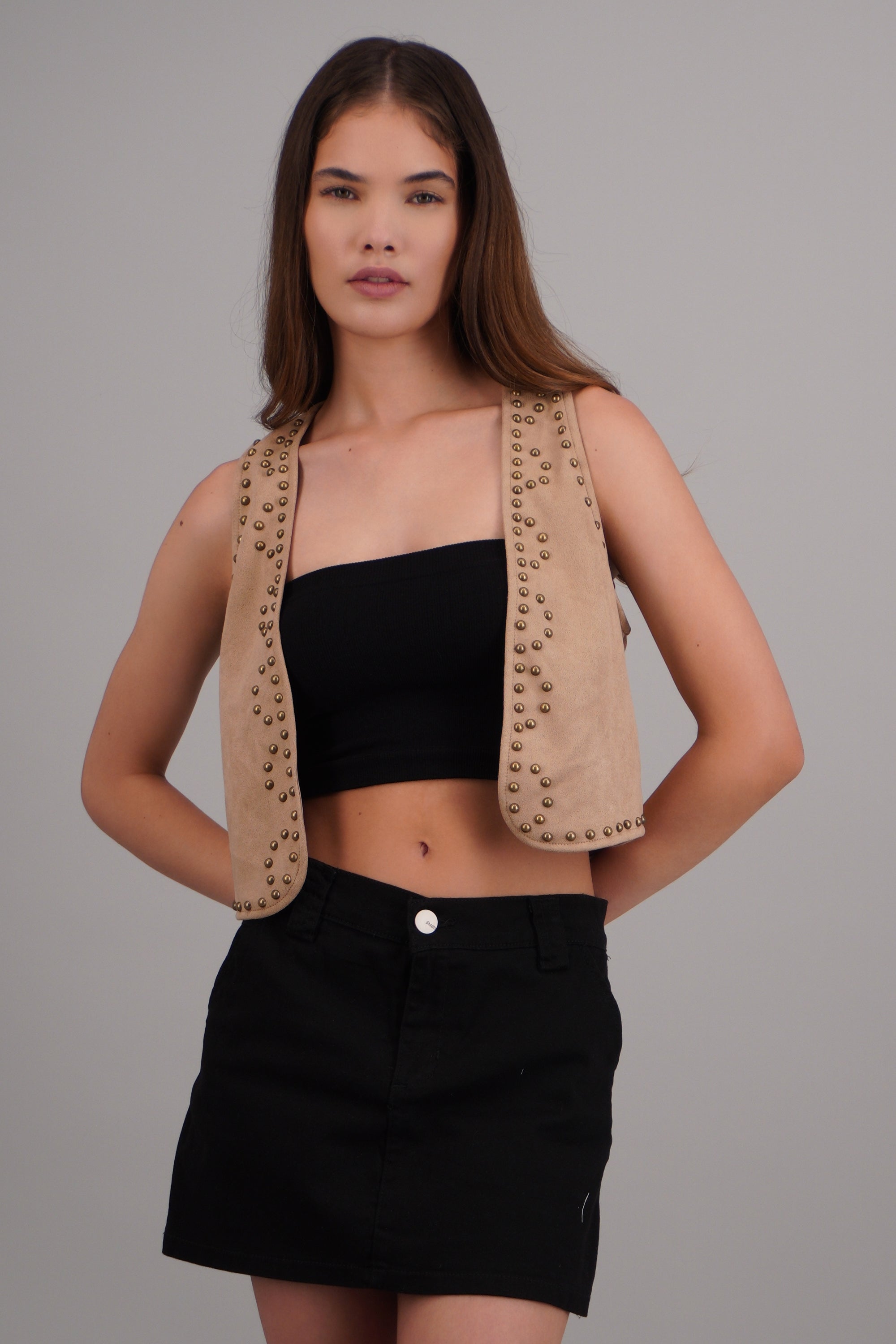 Chaleco suede estoperoles ARENA