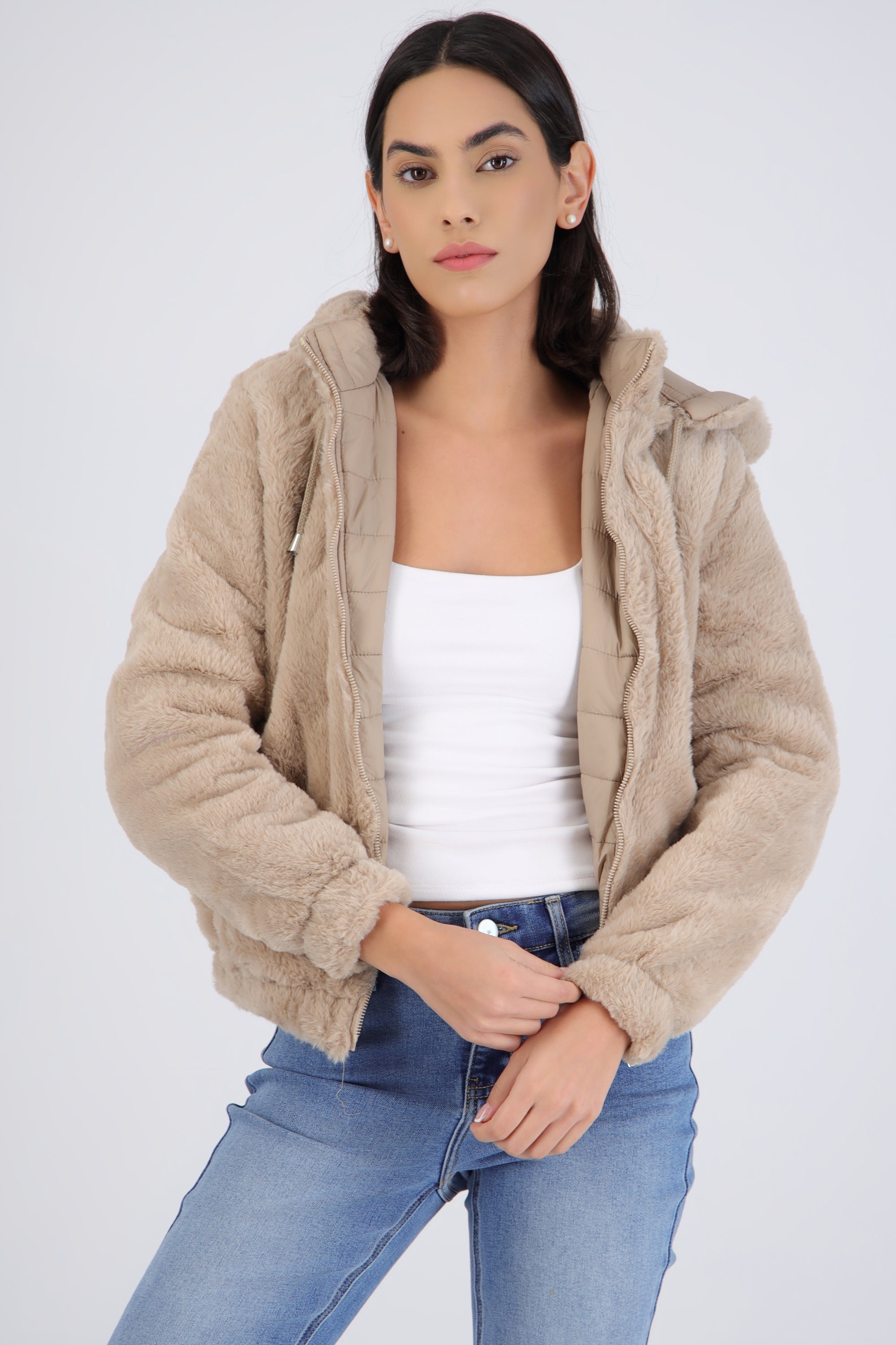 Chamarra crop reversible peluche