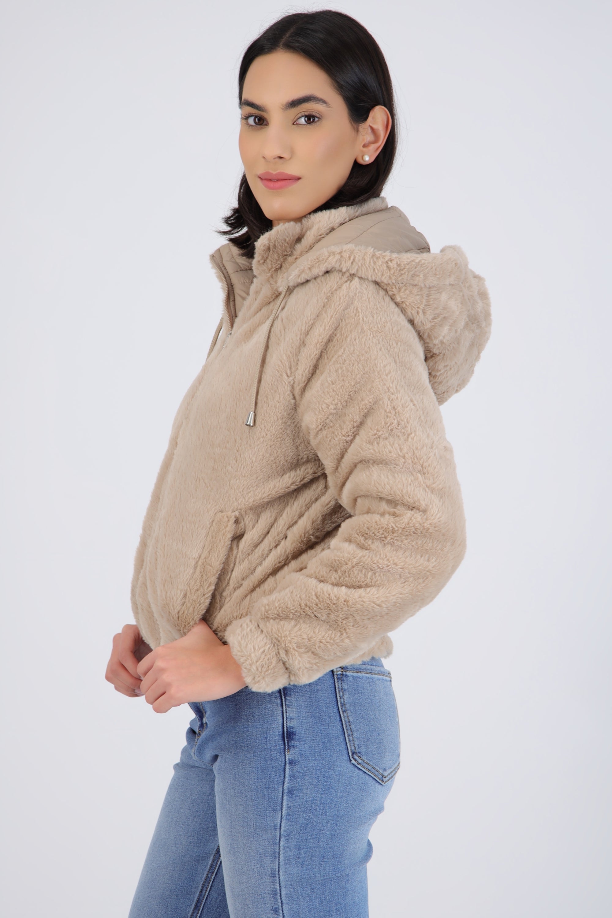 Chamarra crop reversible peluche