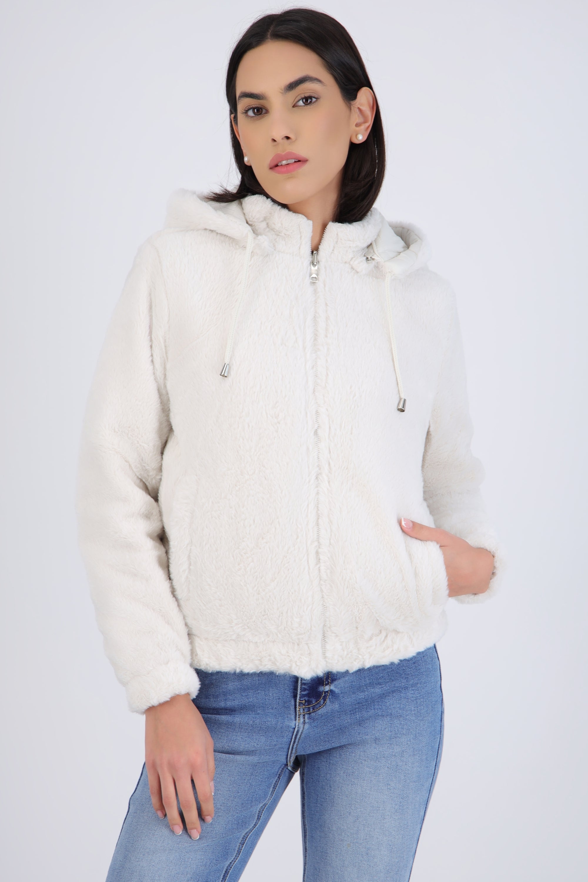 Chamarra crop reversible peluche