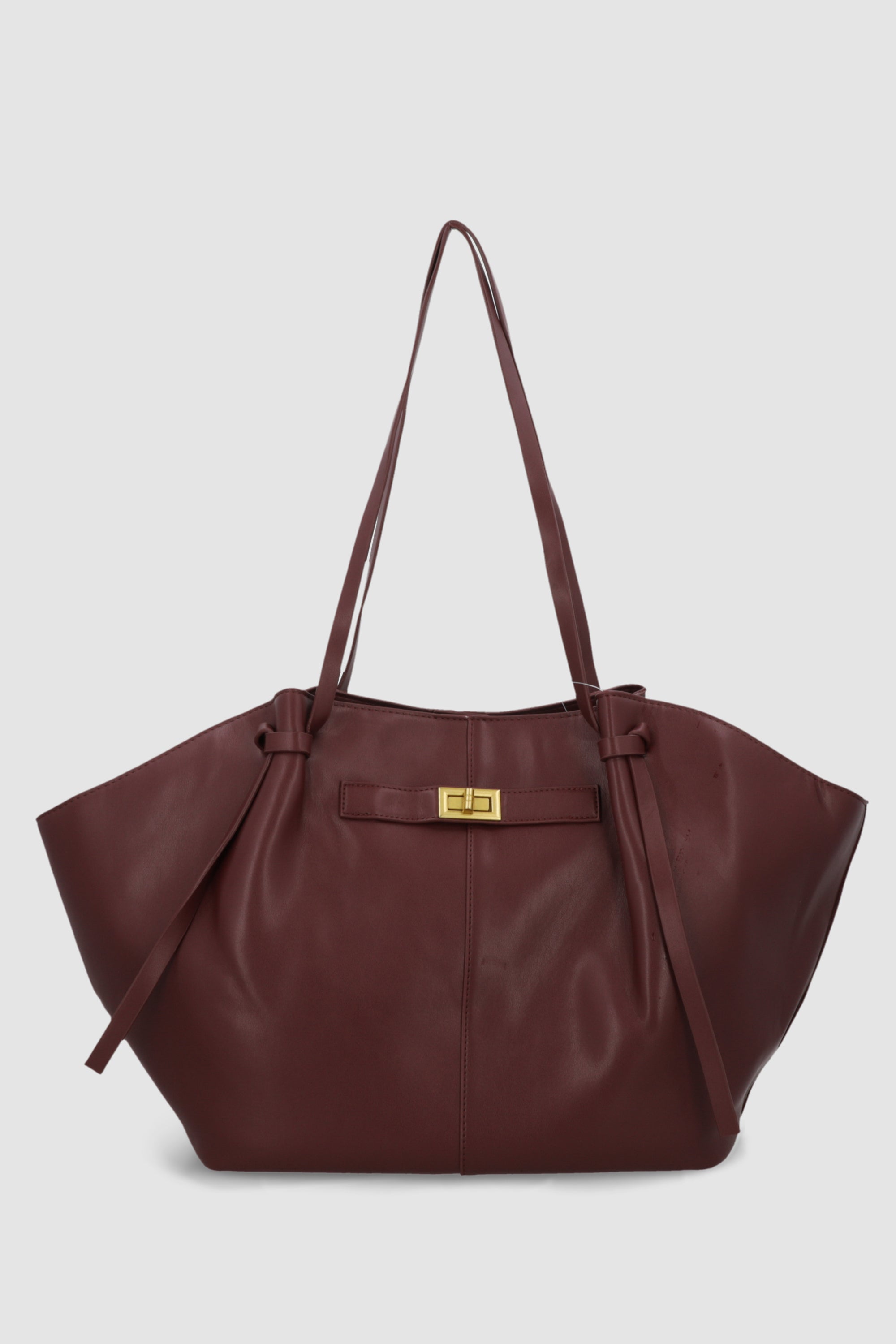 Bolsa triangular forma VINO