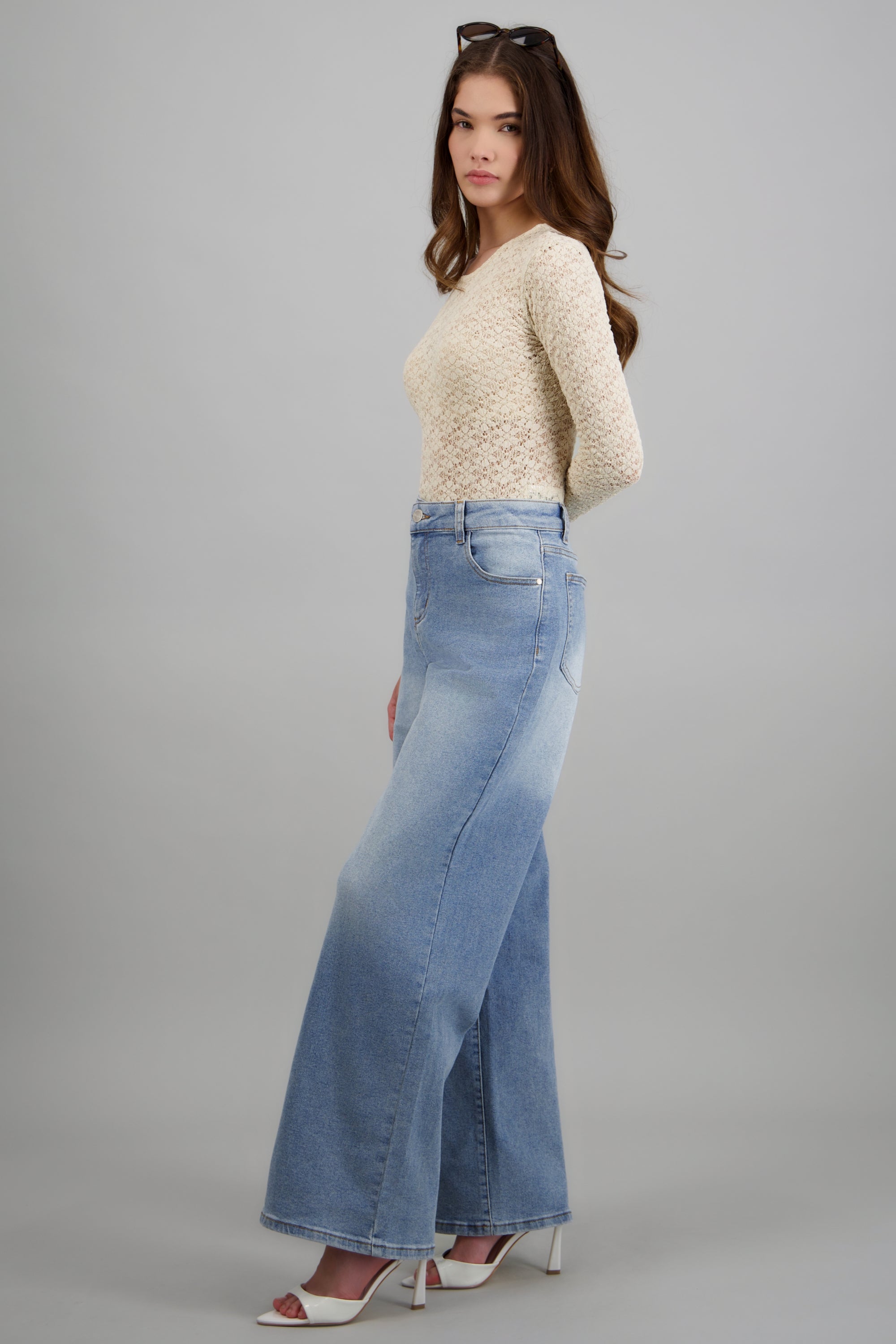 Jeans straight básicos LIGHT WASH