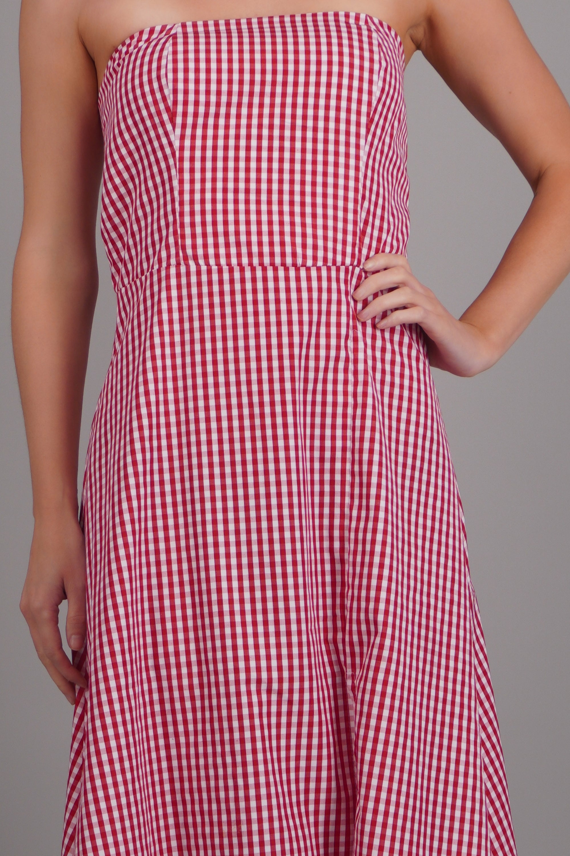 Vestido maxi strapless gingham ROJO COMBO