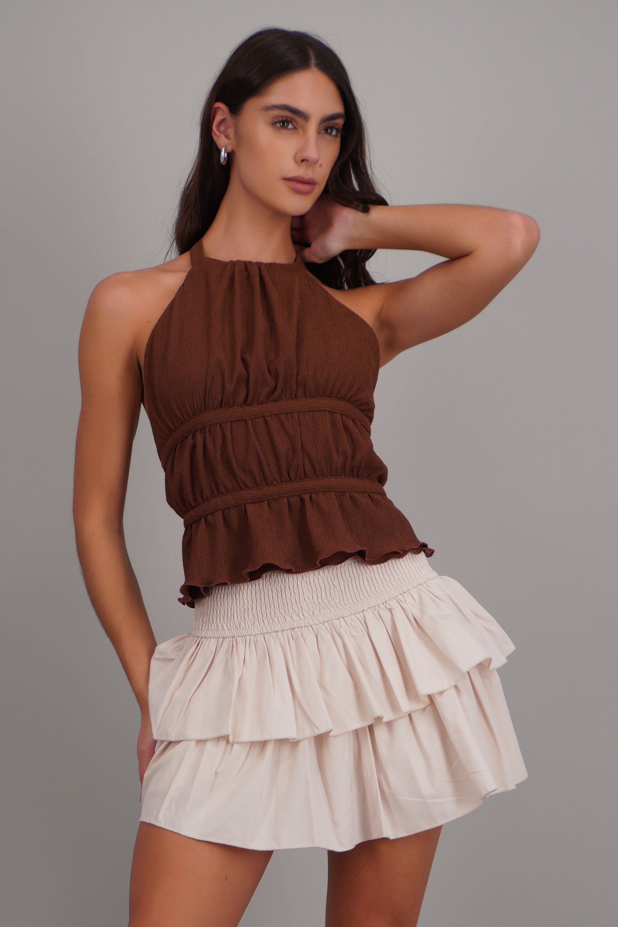 Top halter detalle textura CHOCOLATE