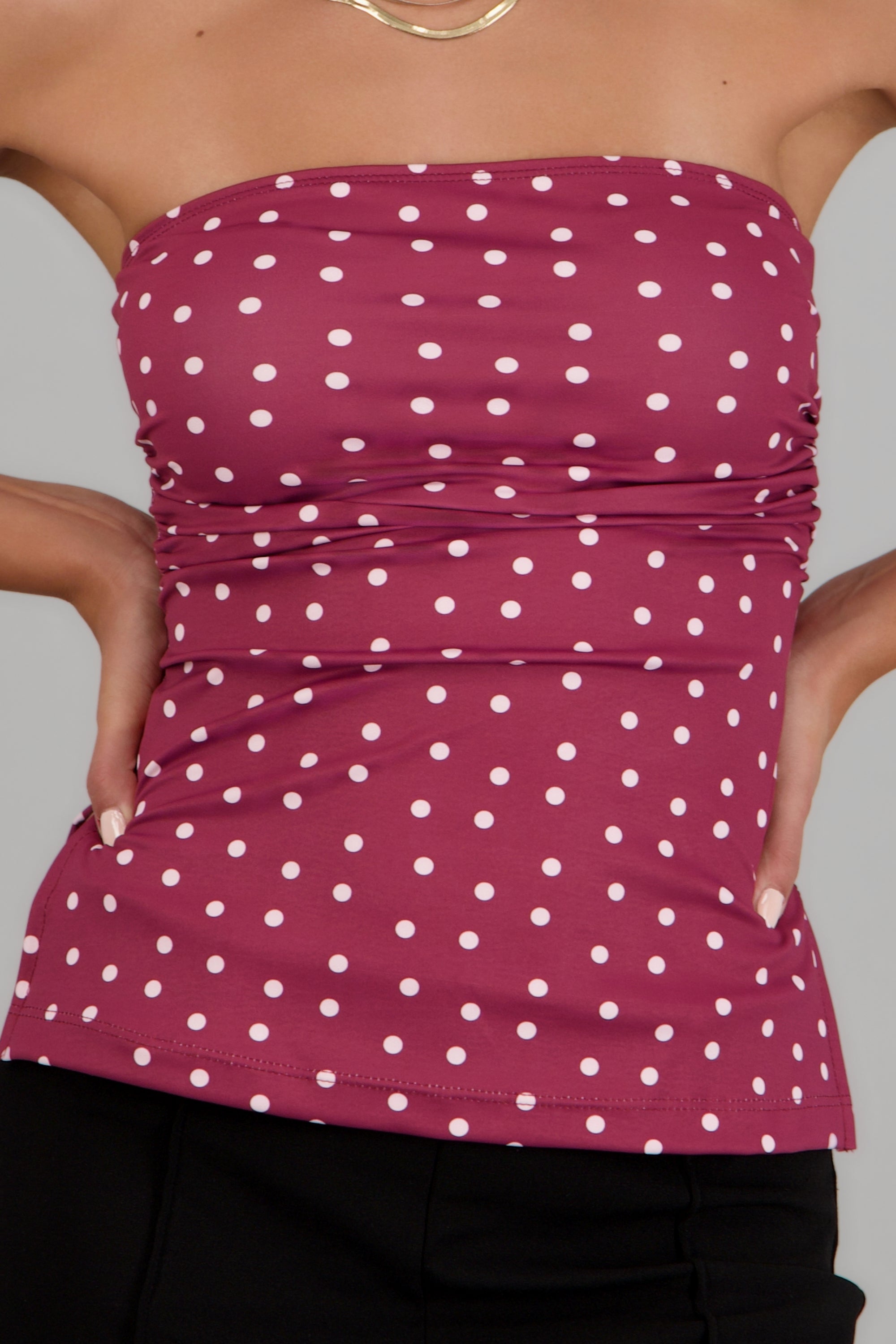Top tubo con detalle pliegues polka dots VINO COMBO