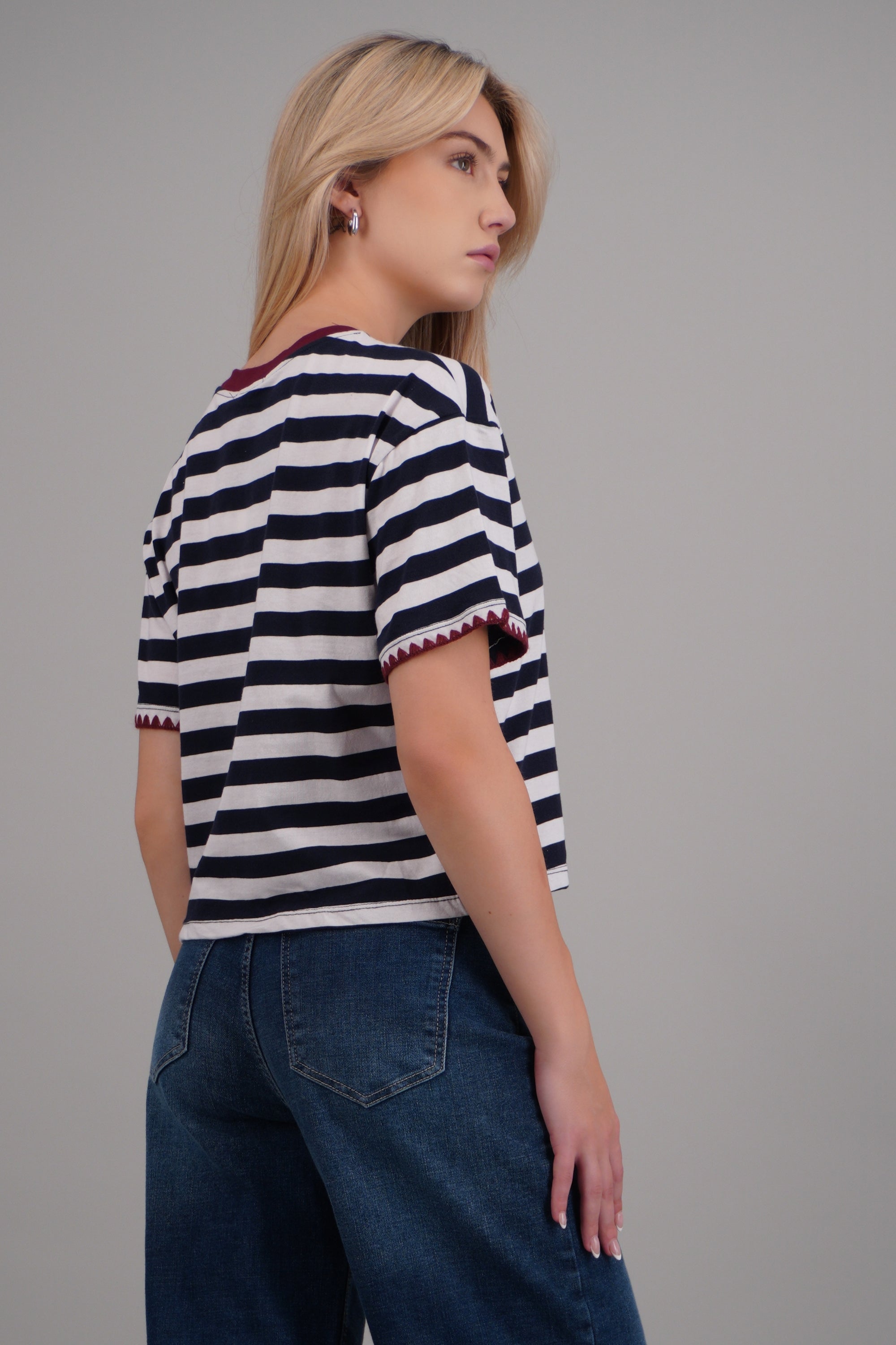 Playera golden coast rayas detalle bordado MARINO COMBO