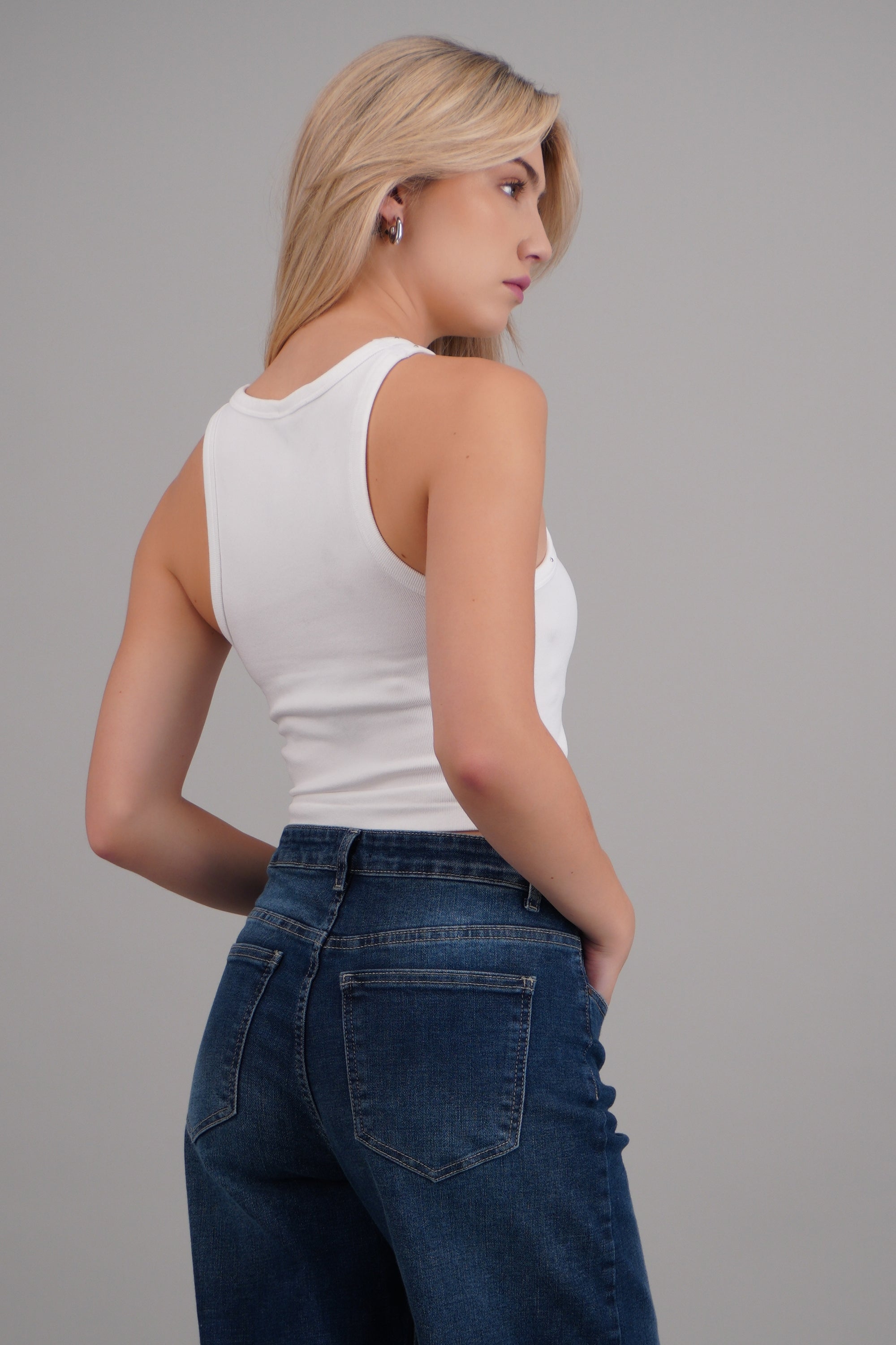 Tank top básica remaches BLANCO