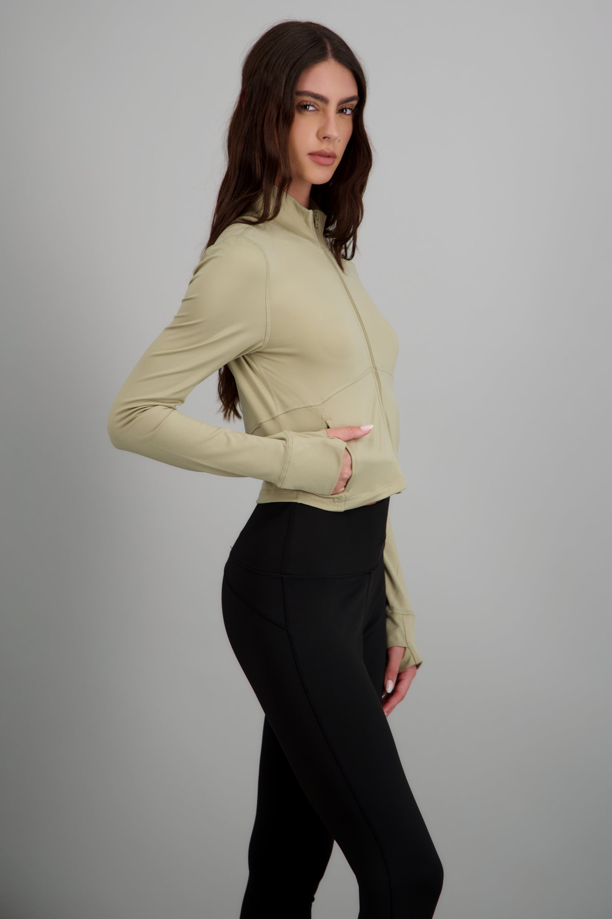 KHAKI