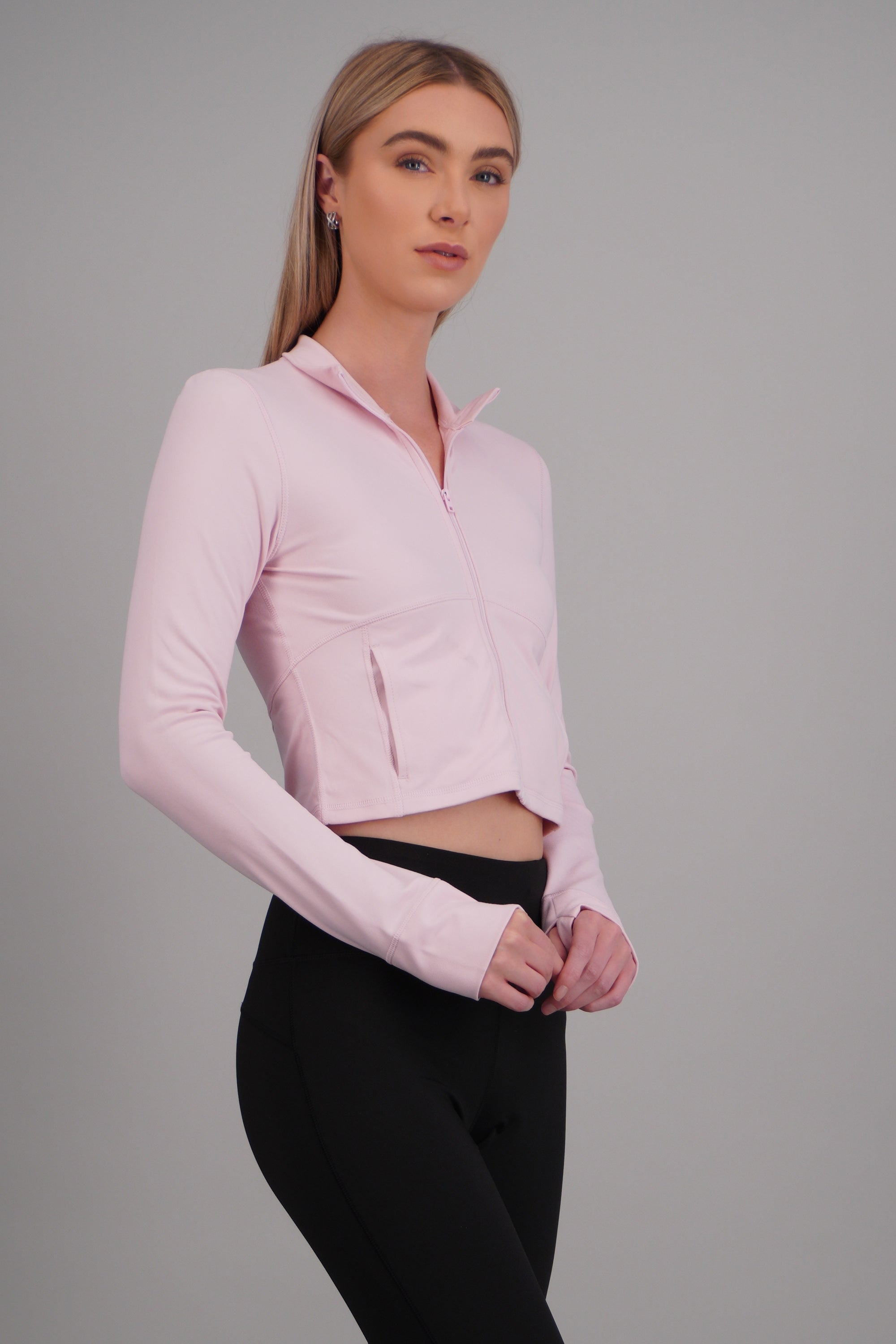Chamarra deportiva con bolsas ROSA PASTEL