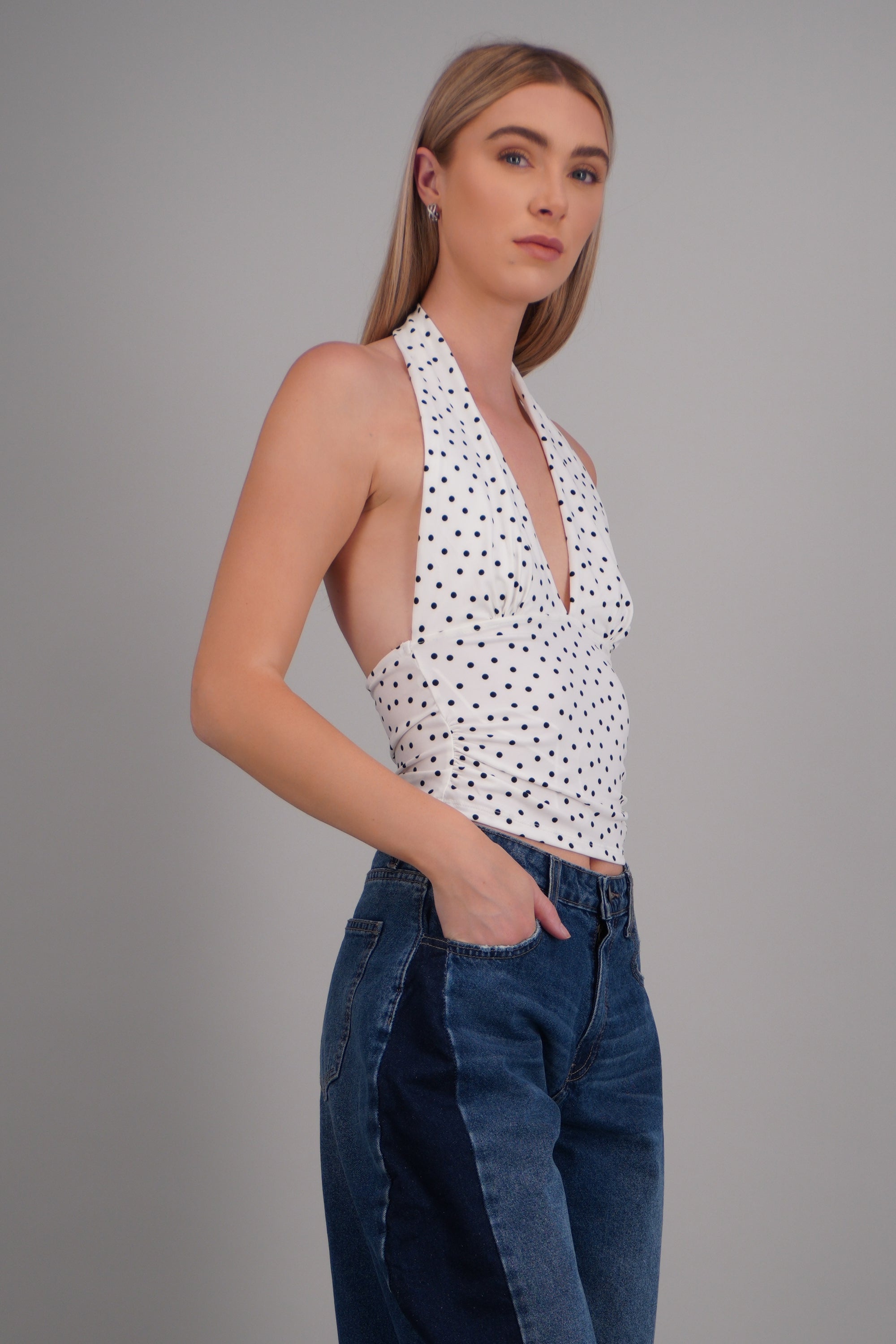 Top escote halter polkadots BLANCO COMBO