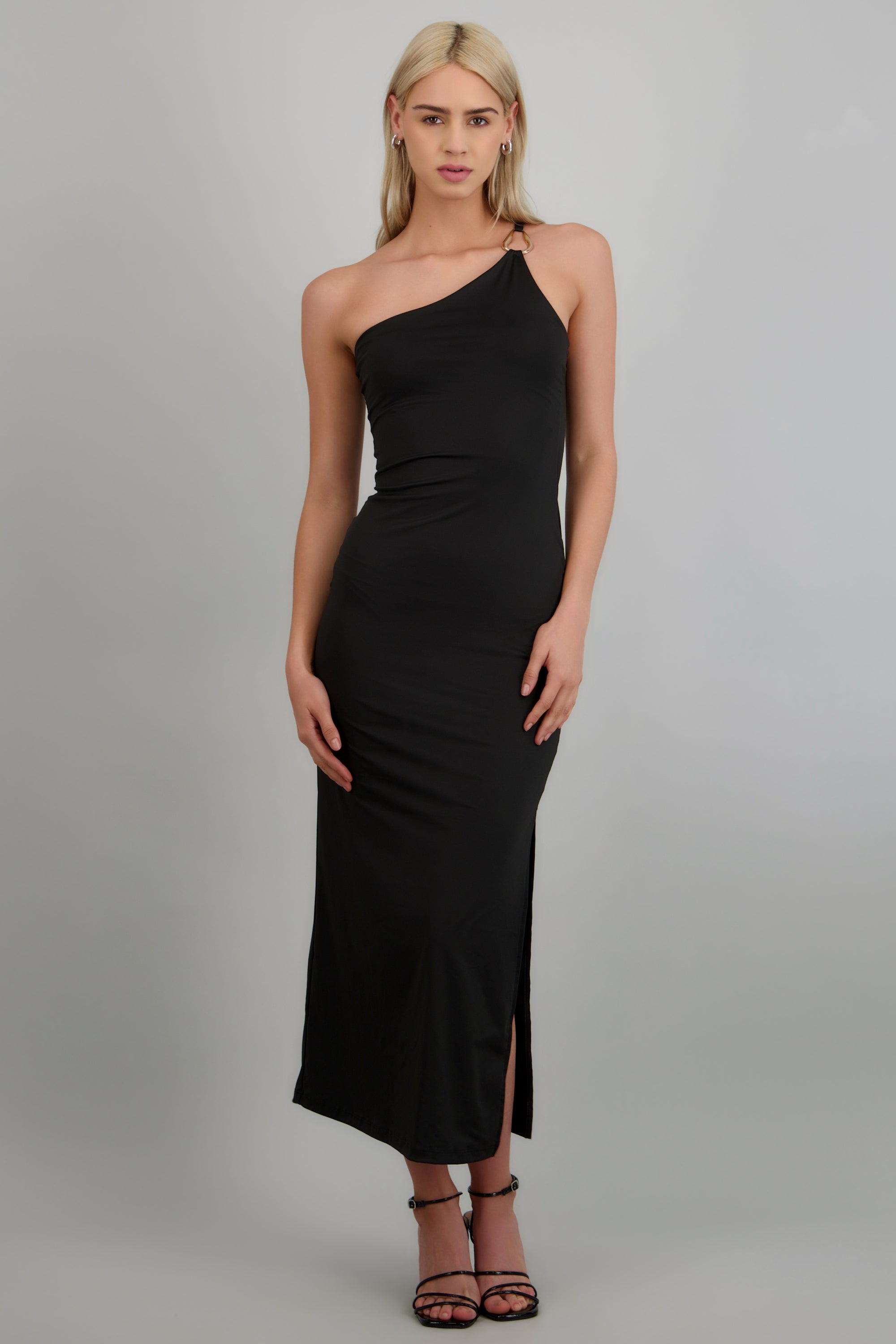 Vestido maxi asimétrico detalle argolla NEGRO