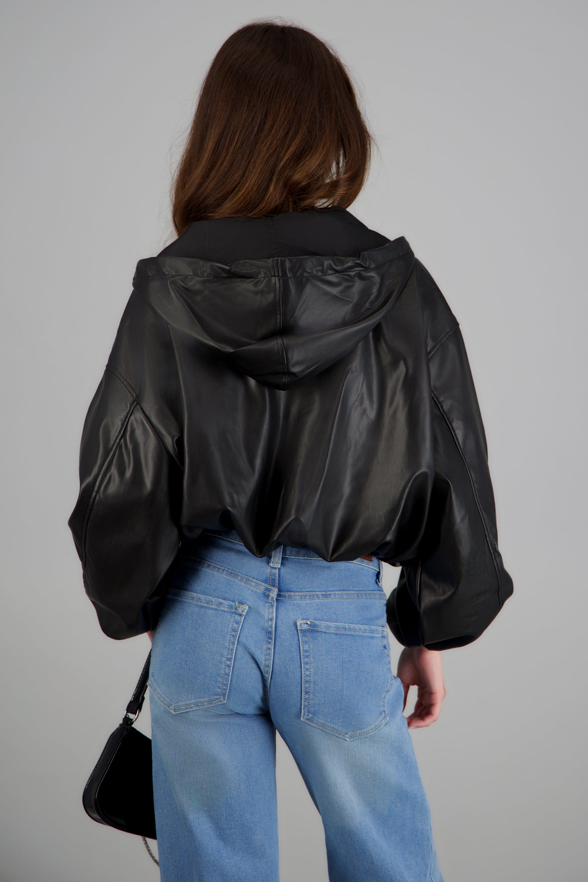 Chamarra pu bomber NEGRO