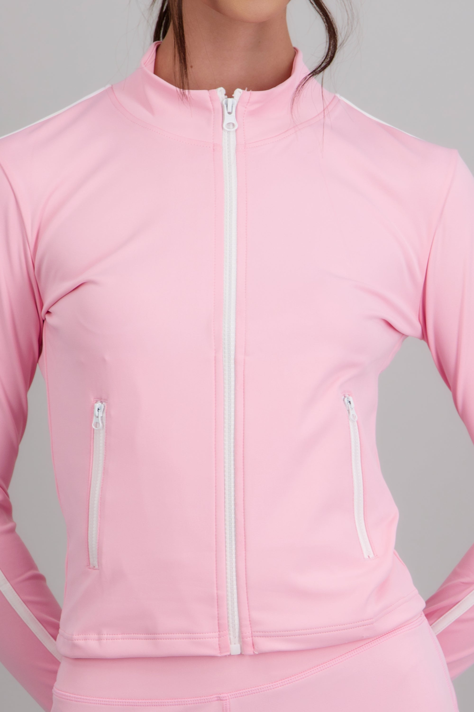 chamarra deportiva contraste ROSA