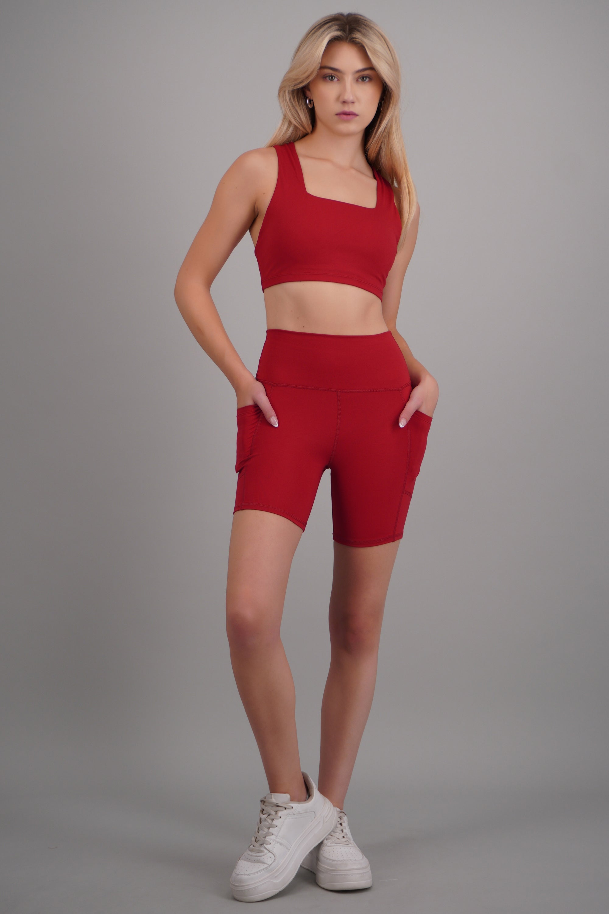 Biker shorts bolsas costados ROJO