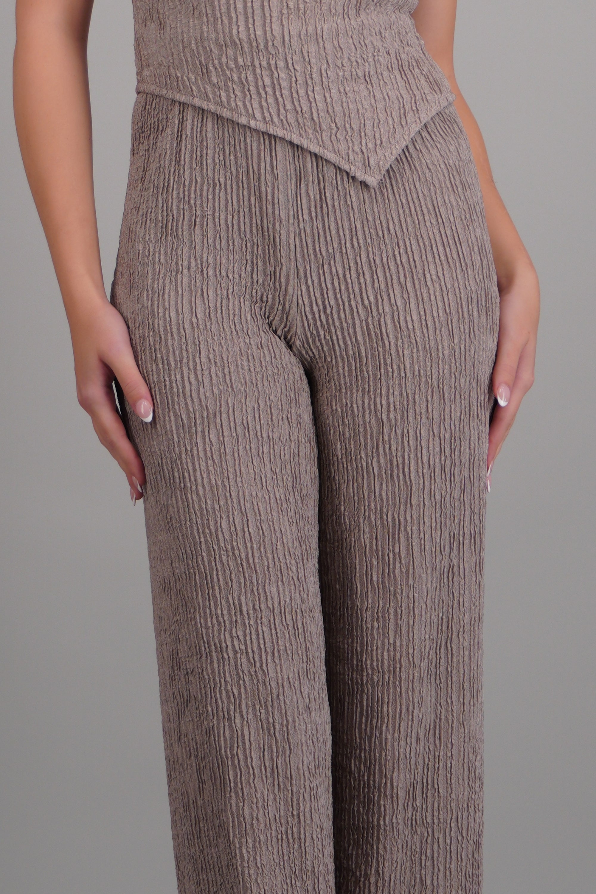 Pantalon recto textura TAUPE