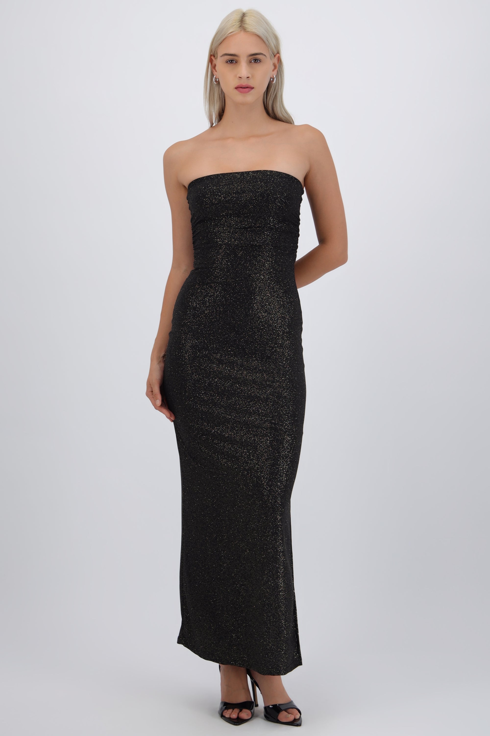 Vestido maxi detalle pliegues brillos