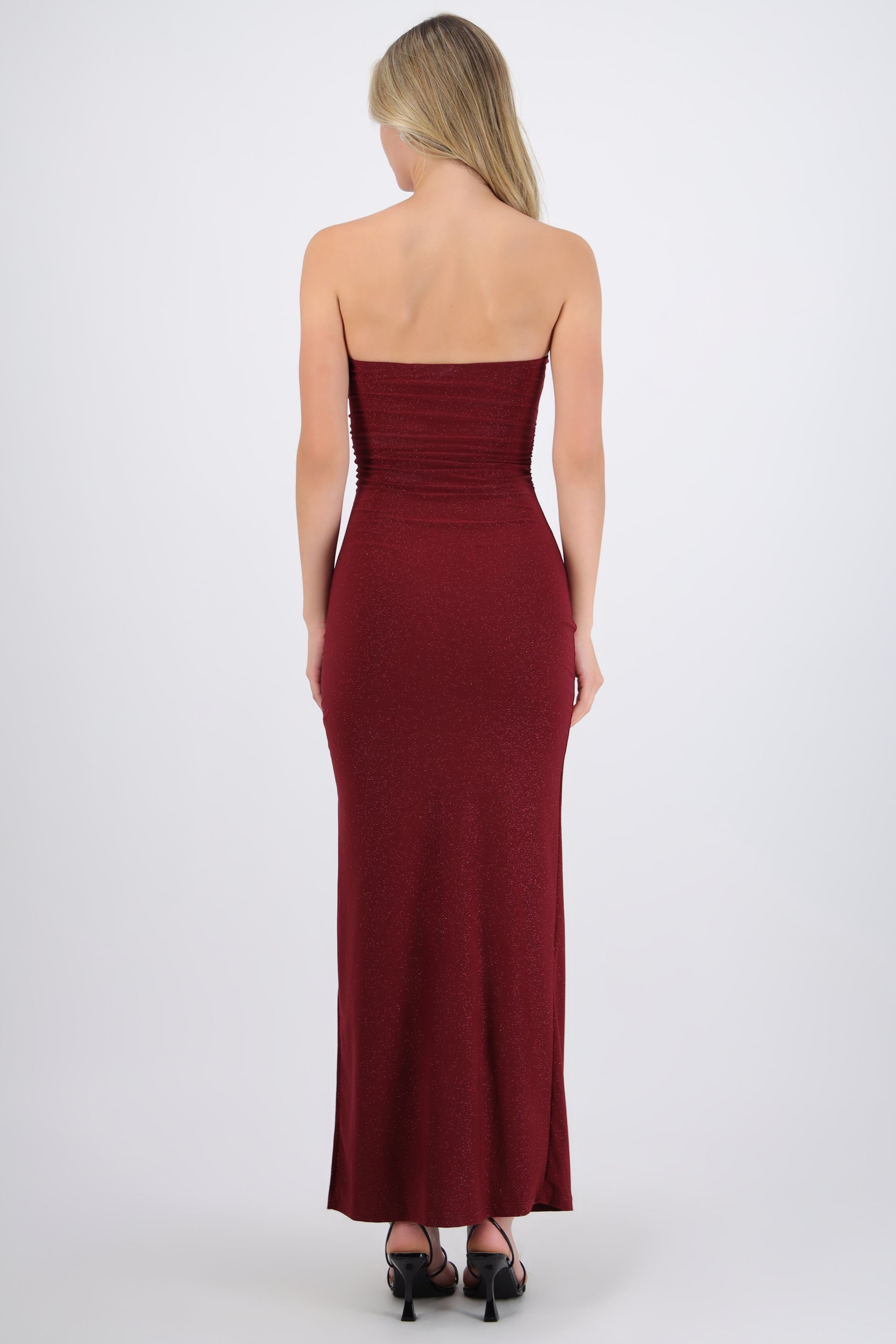 Vestido maxi detalle pliegues brillos