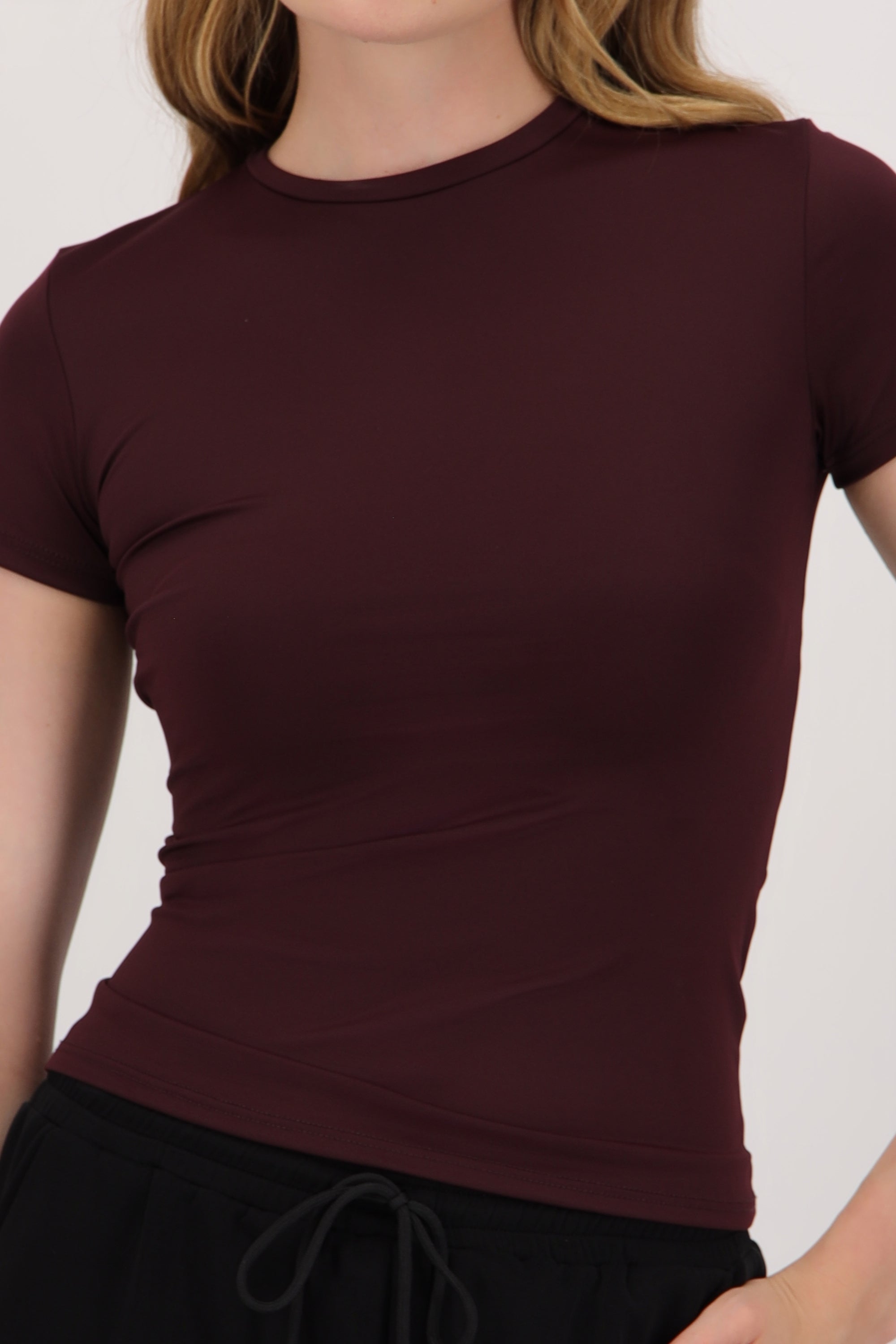 Playera con manga corta lisa CIRUELA
